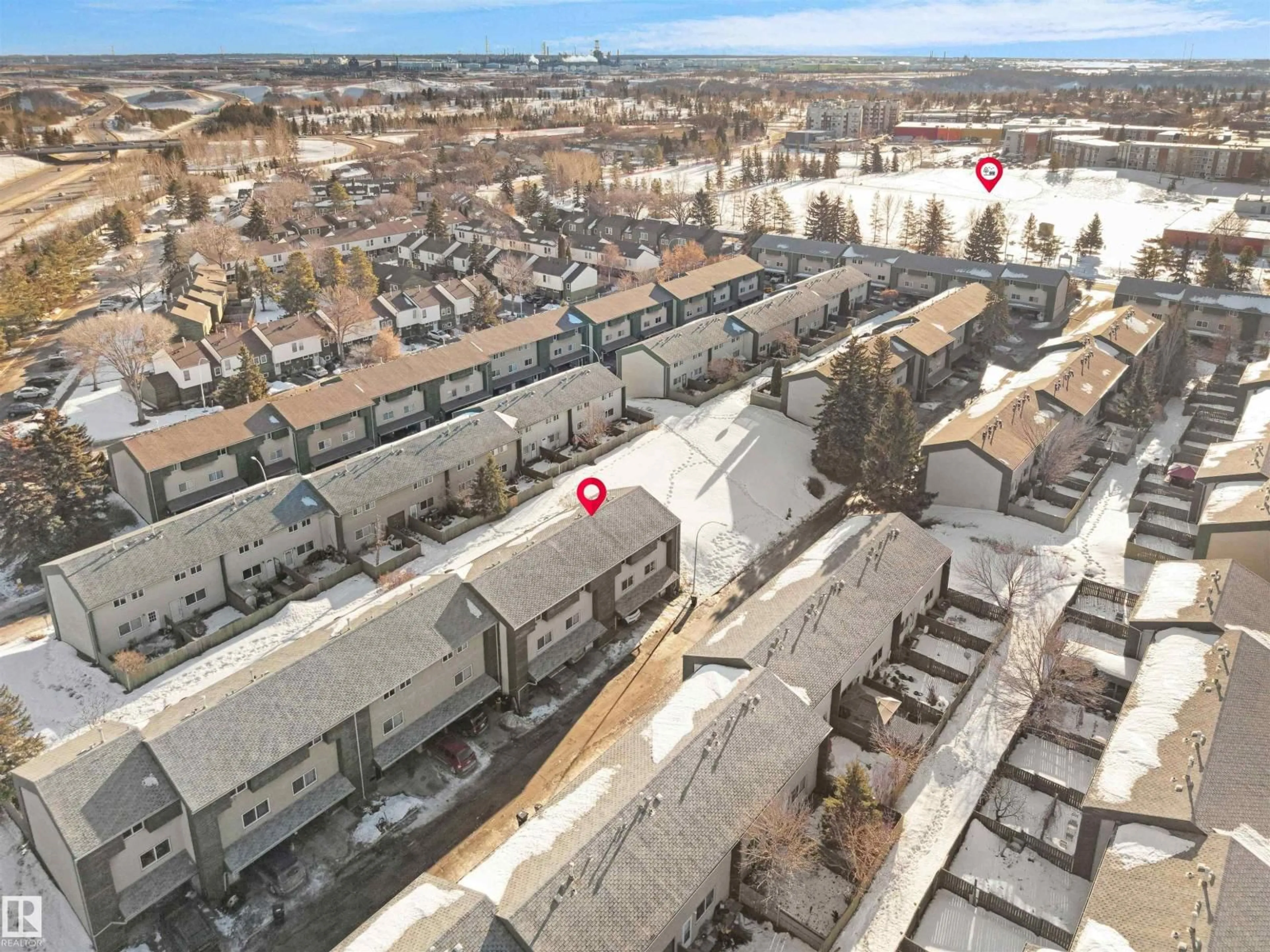 A pic from outside/outdoor area/front of a property/back of a property/a pic from drone, city buildings view from balcony for 791 ABBOTTSFIELD RD, Edmonton Alberta T5W2A1