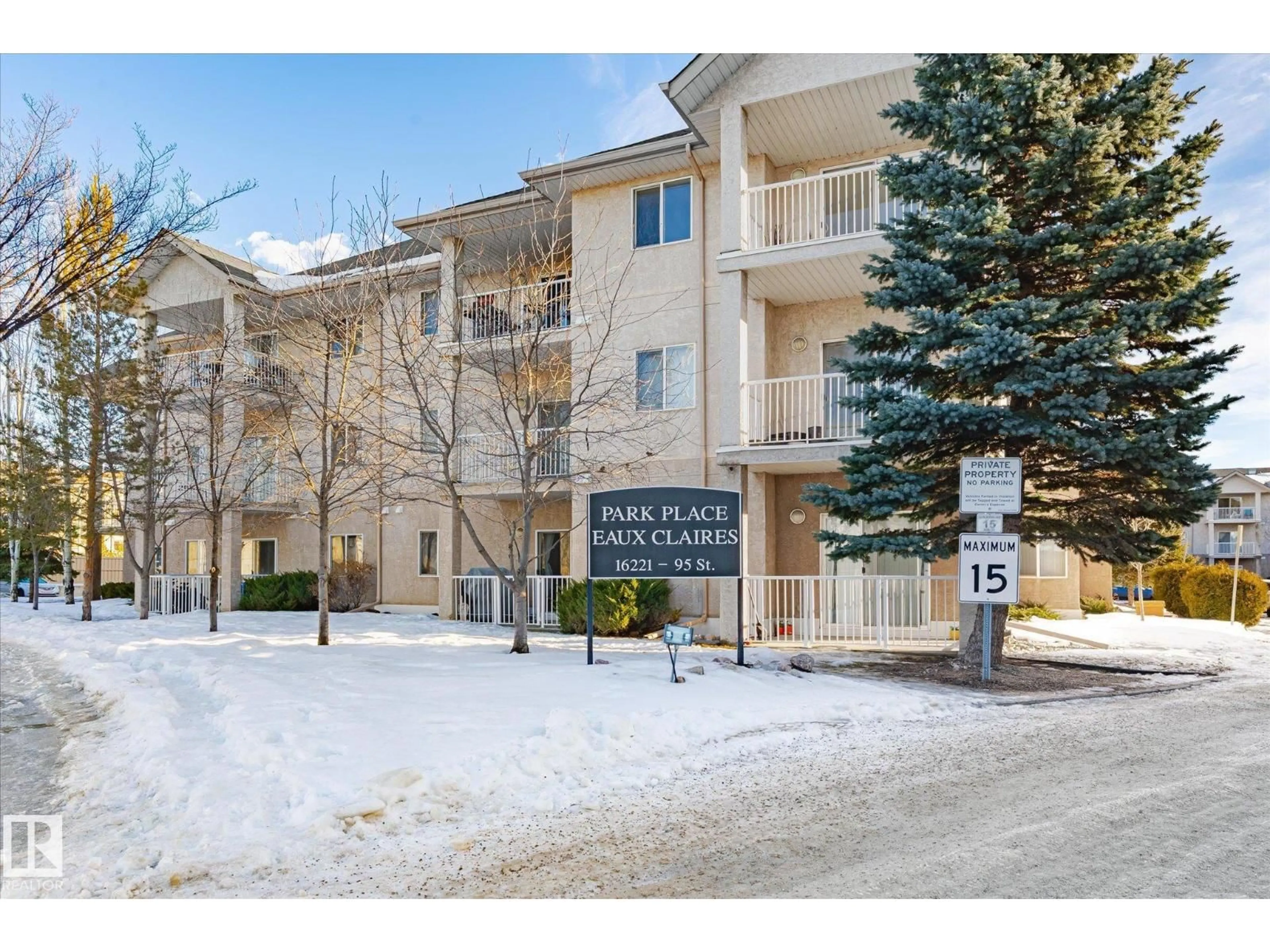 Patio, mountain view for 218 16221 95 ST NW, Edmonton Alberta T5Z3V3