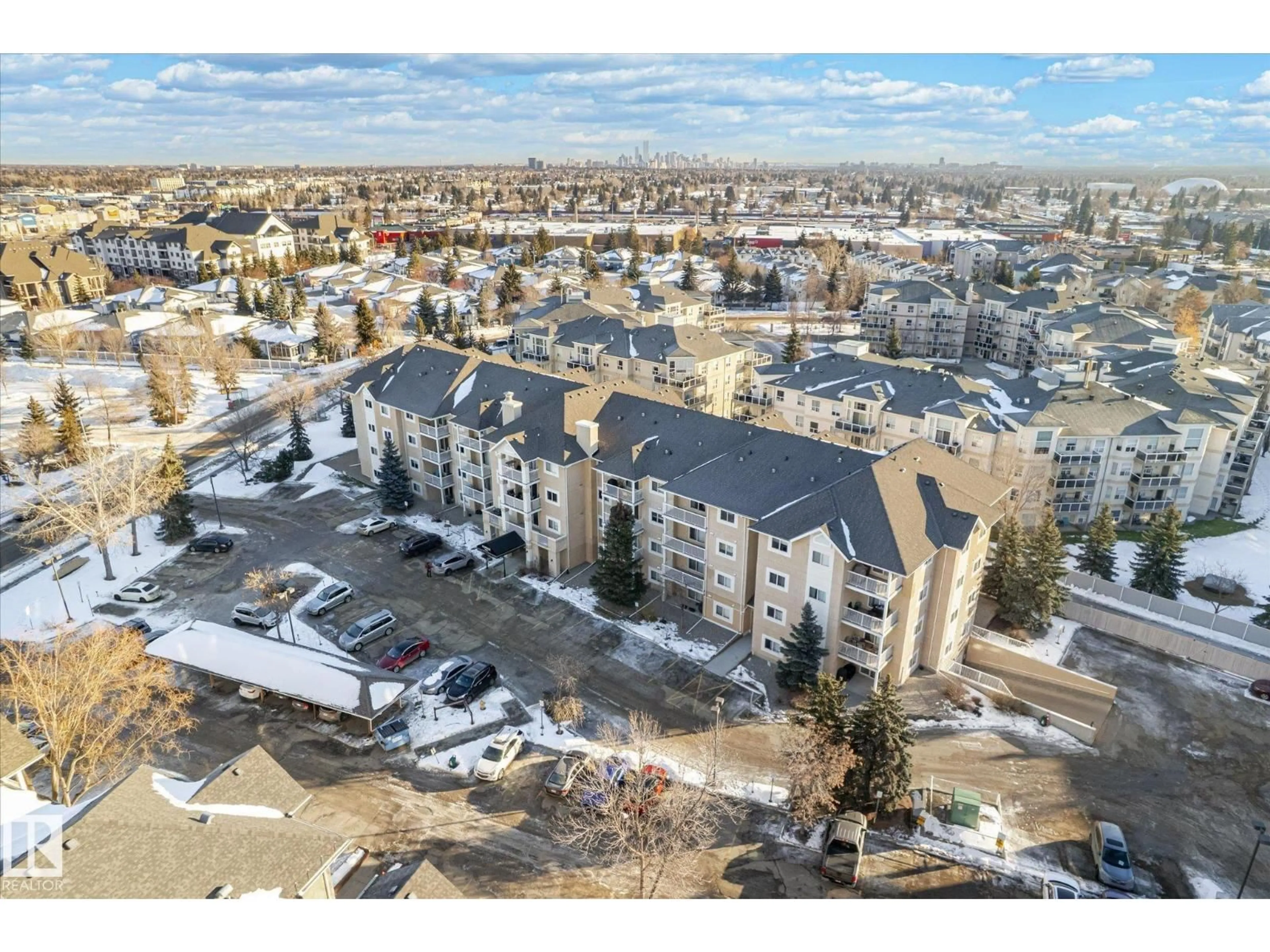 A pic from outside/outdoor area/front of a property/back of a property/a pic from drone, mountain view for 141 17447 98A AV, Edmonton Alberta T5T6M4