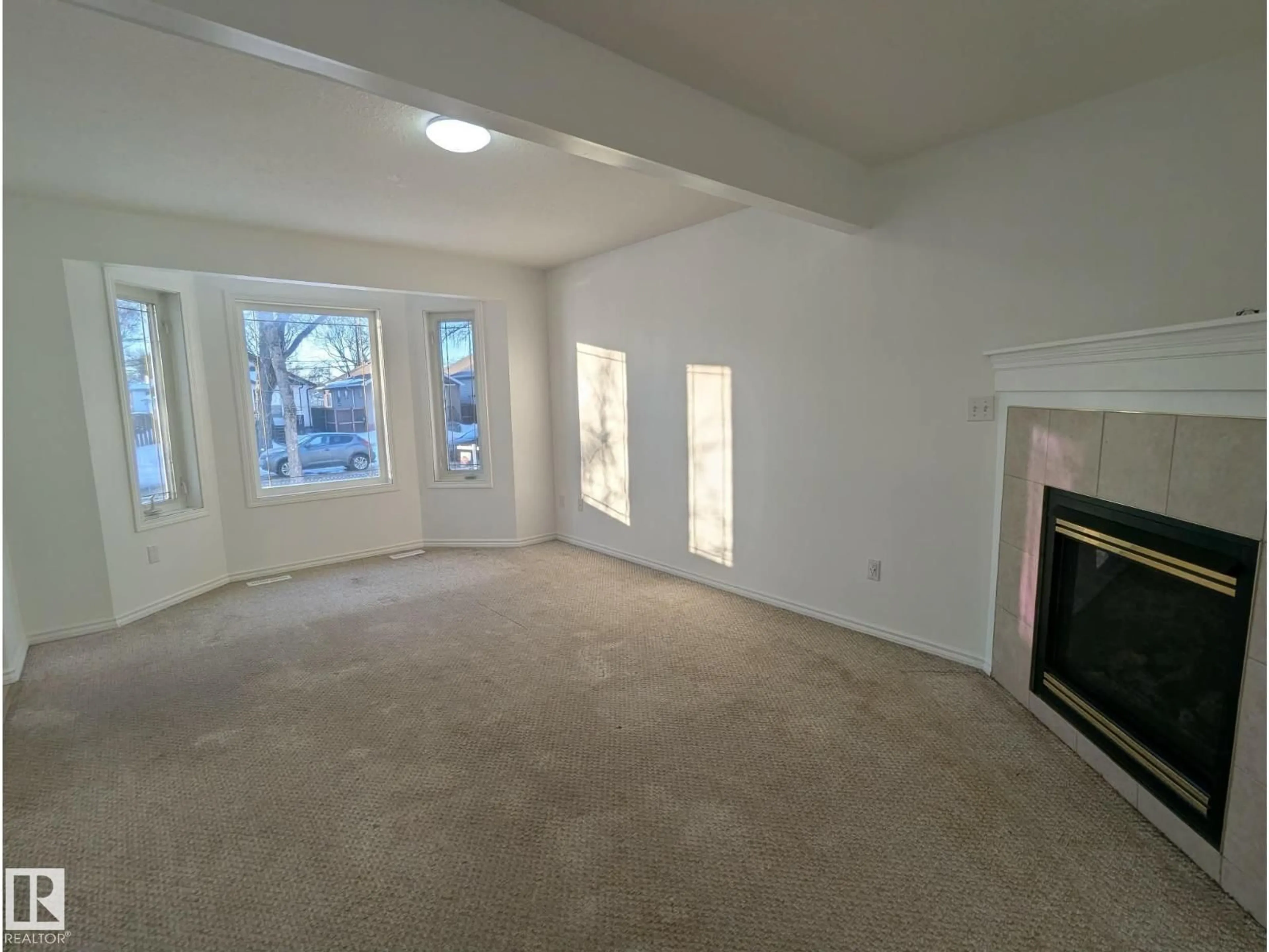 A pic of a room for 11725 83 ST, Edmonton Alberta T5B2Z1