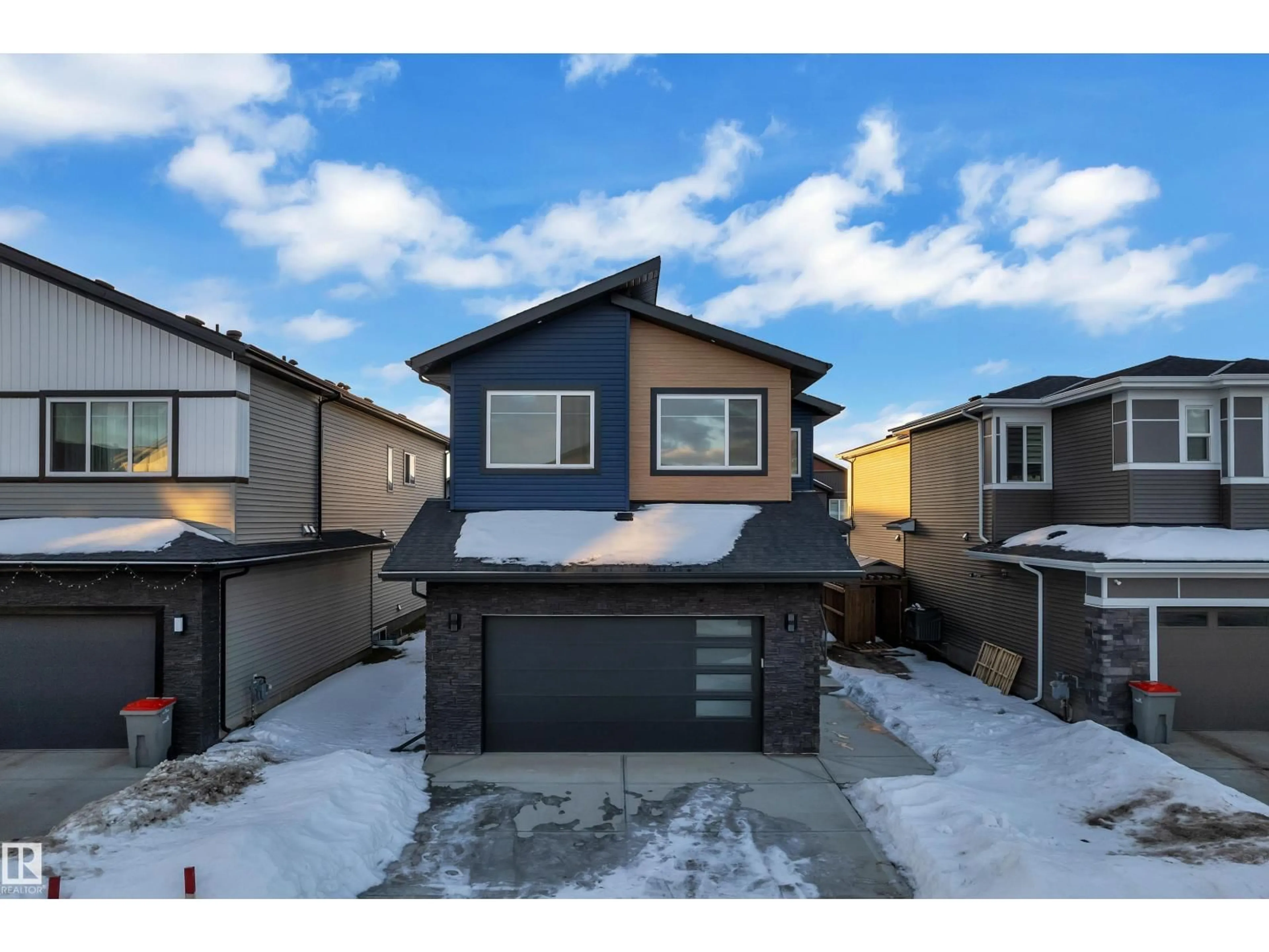 Home with vinyl exterior material, street for 6226 19 ST, Rural Leduc County Alberta T4X3C8