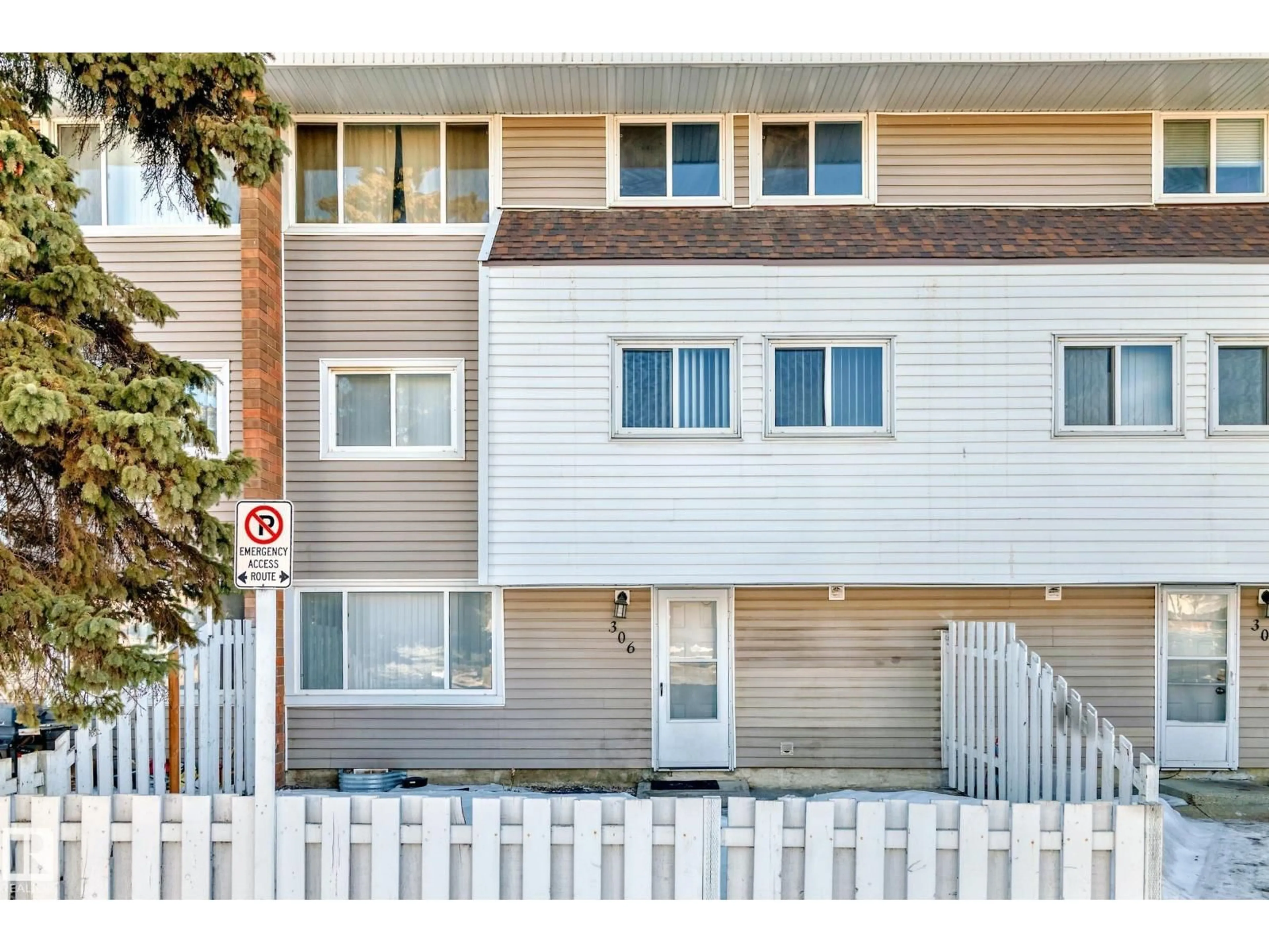 Home with vinyl exterior material, street for #306 - 2908 116A AV, Edmonton Alberta T5W4R7
