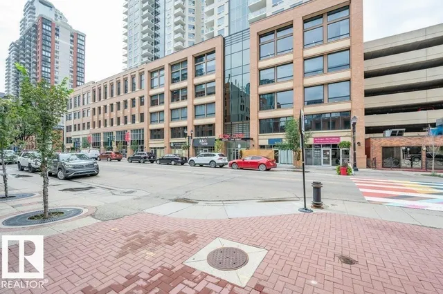 10226 - 2107 104 ST, Edmonton 4