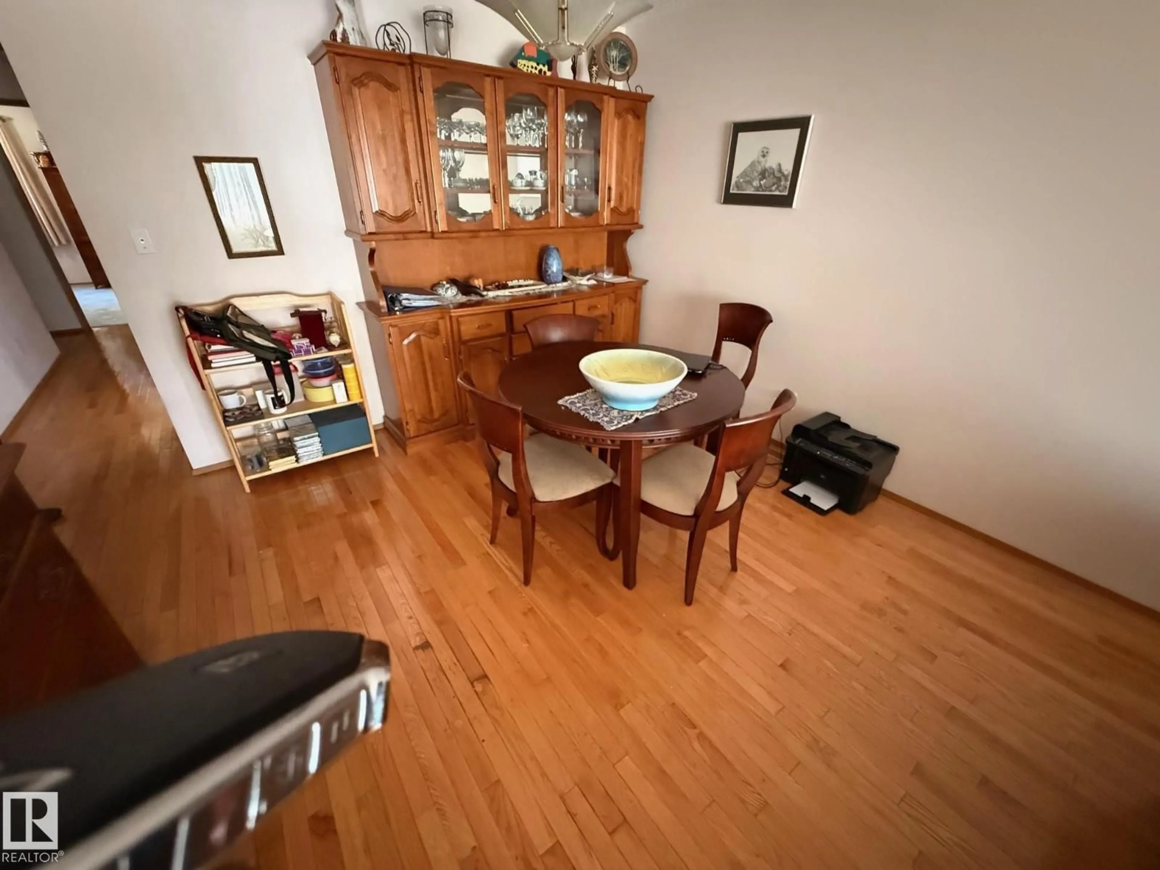 Unknown for 5935 189 ST, Edmonton Alberta T6M2J2