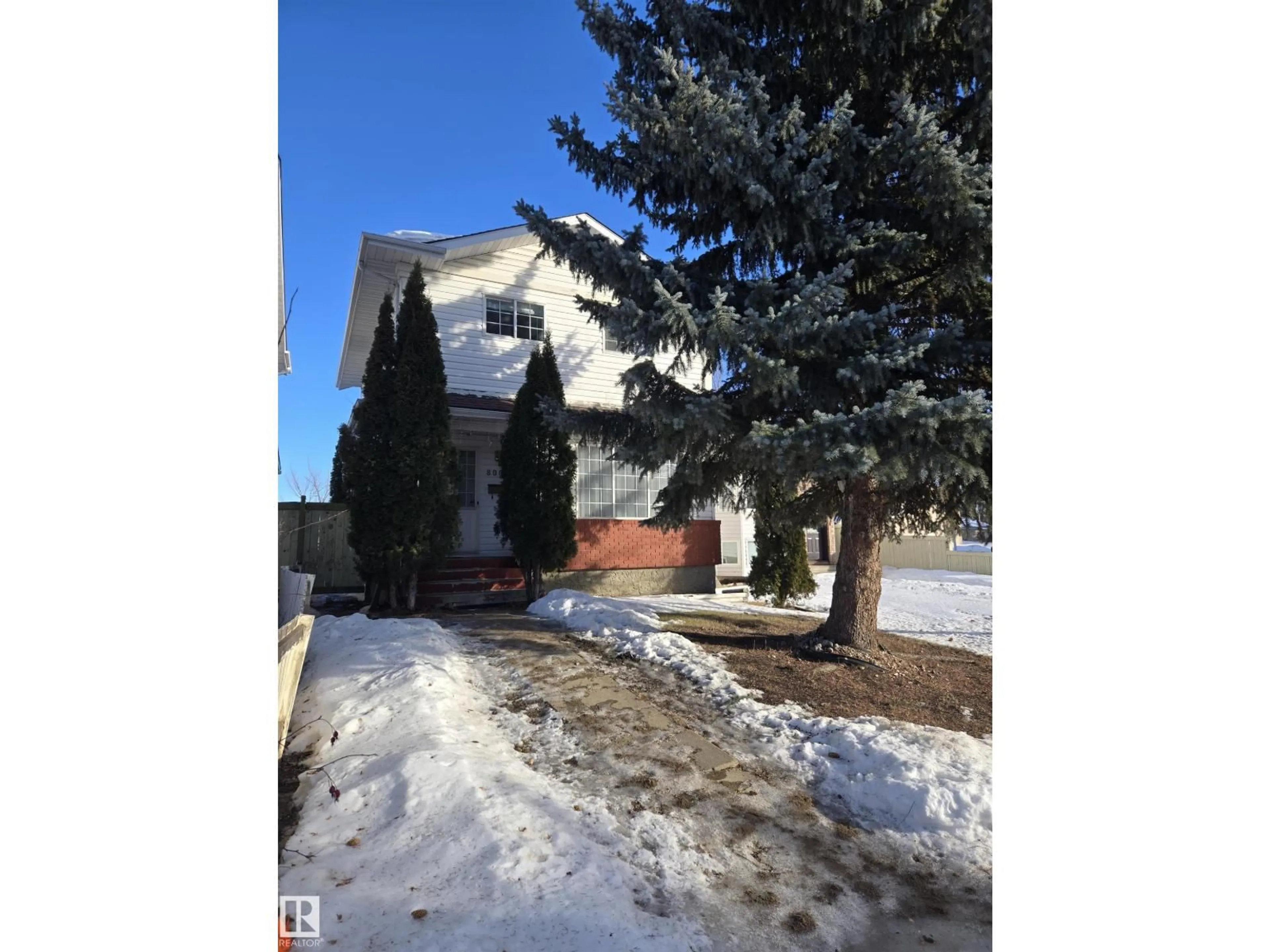 A pic from outside/outdoor area/front of a property/back of a property/a pic from drone, street for NW - 8006 15A AV, Edmonton Alberta T6K4E3