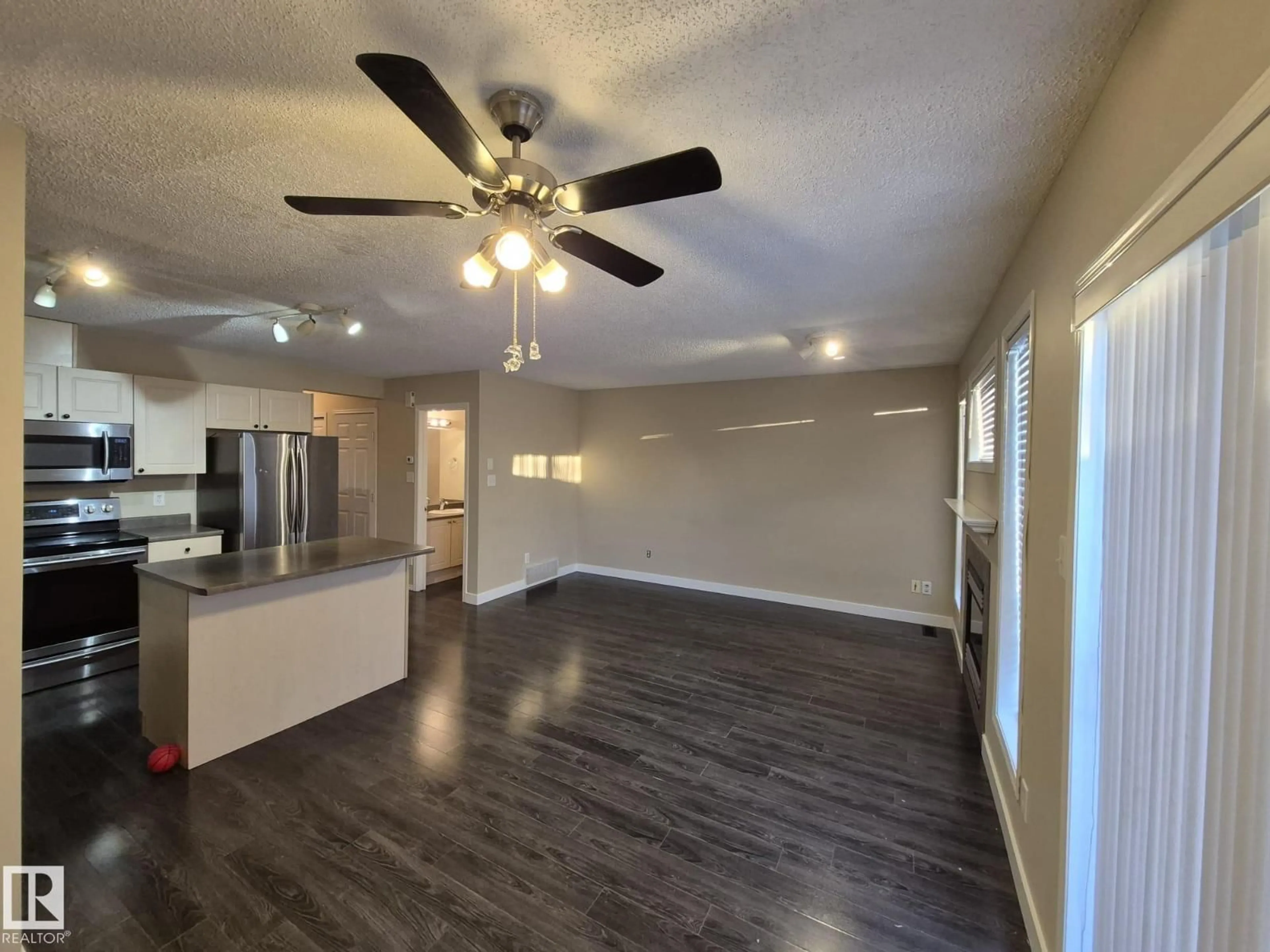 A pic of a room for 2965 23 ST, Edmonton Alberta T6T2B3