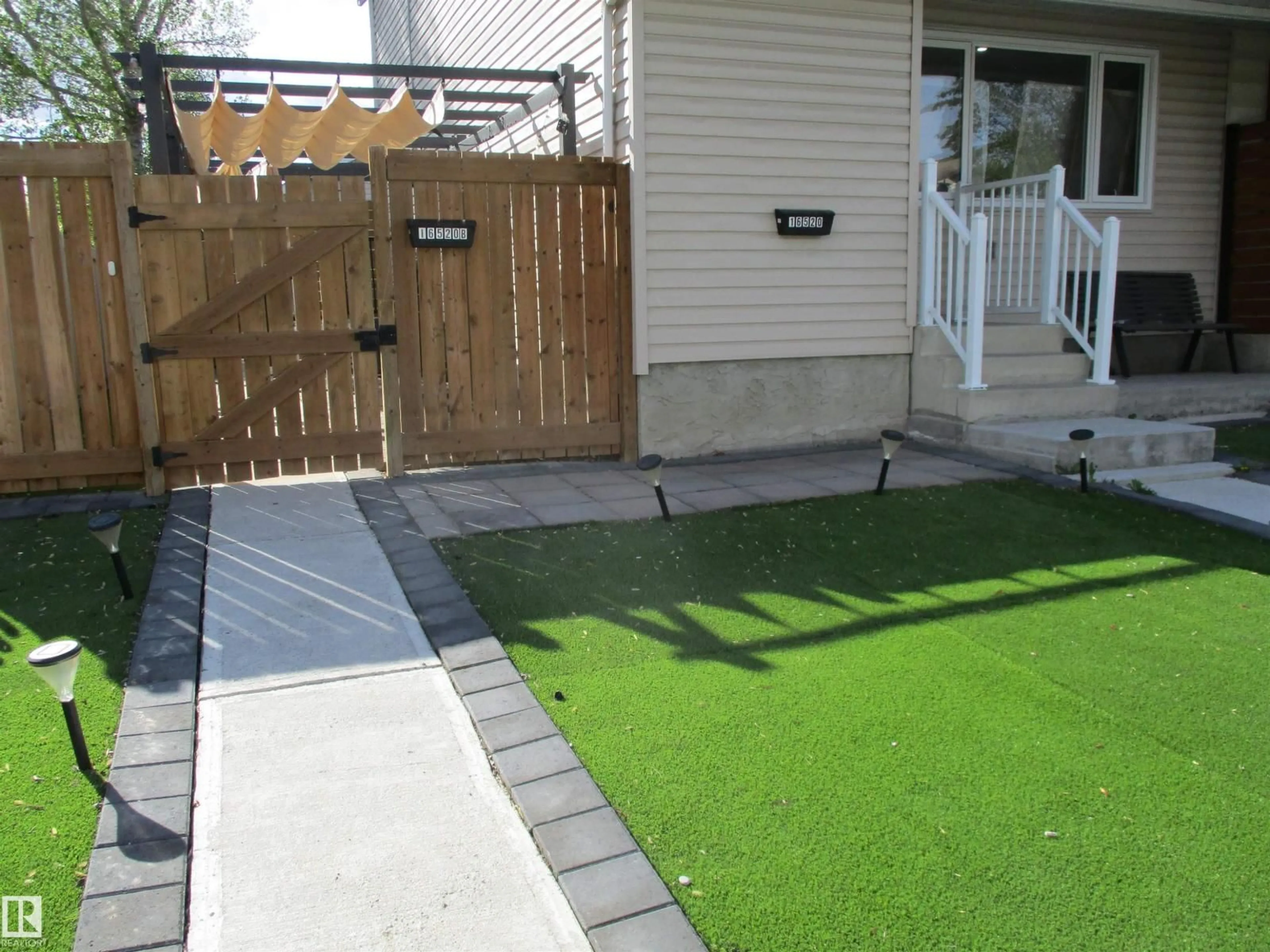 Patio, street for NW - 16520 115 ST, Edmonton Alberta T5X3V4