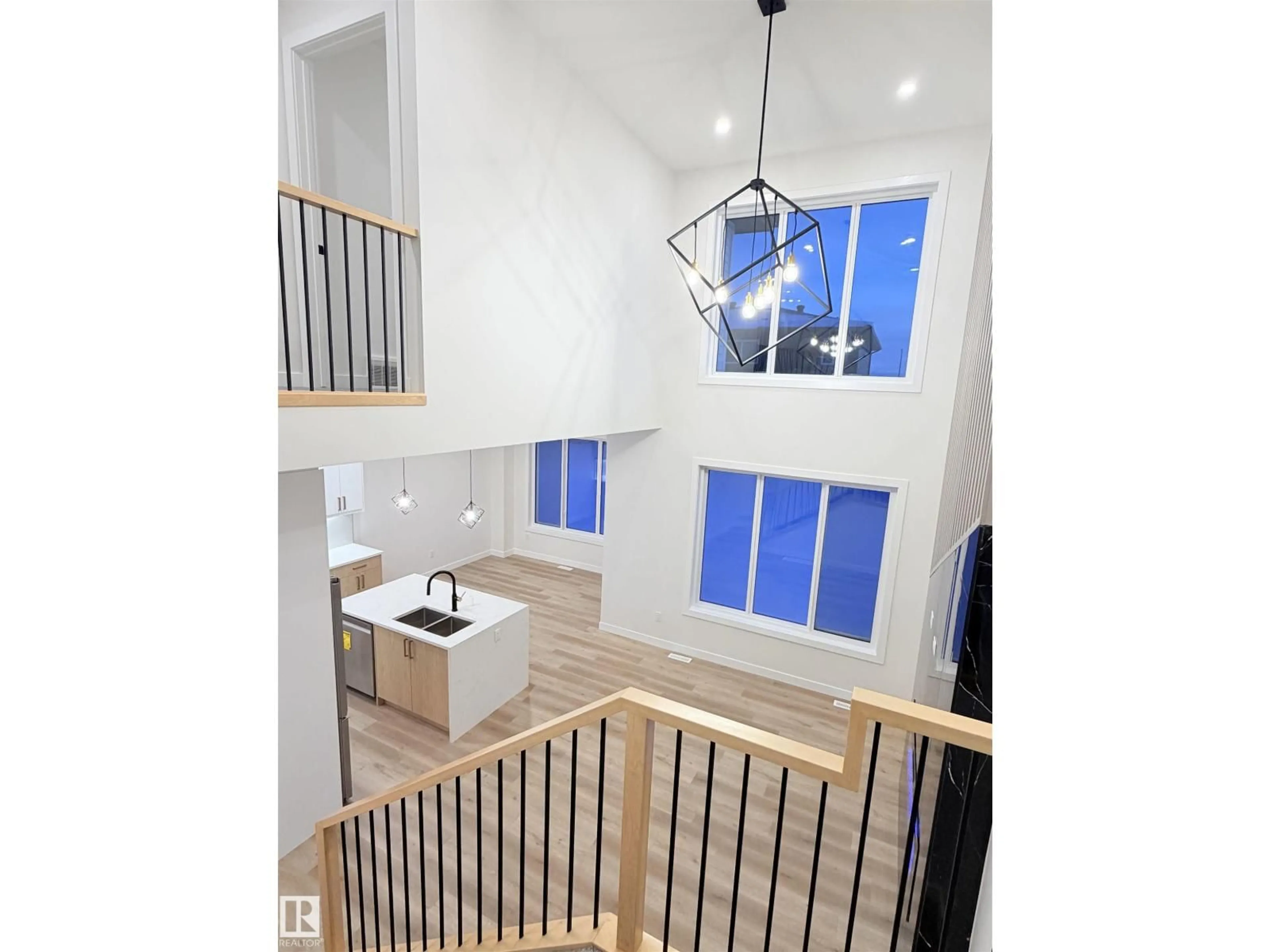 Indoor entryway for 179 STARLING WAY, Fort Saskatchewan Alberta T8L1X5