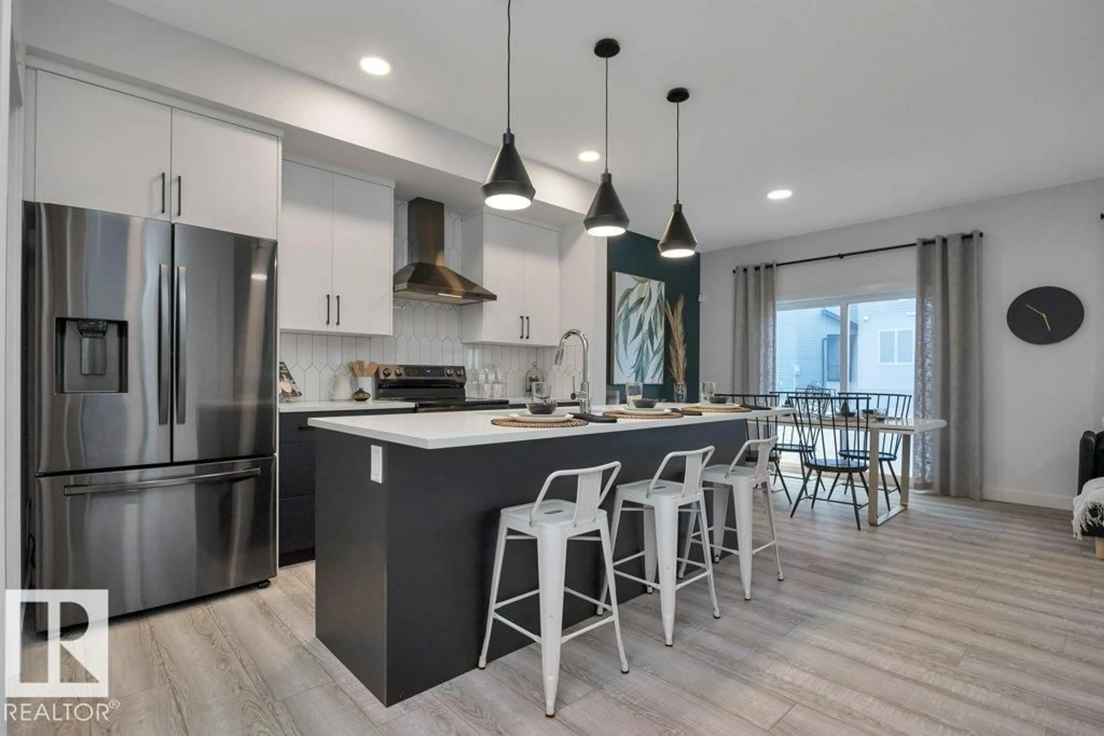 Open concept kitchen, unknown for 104 BLUFF CV, Leduc Alberta T9E1M8