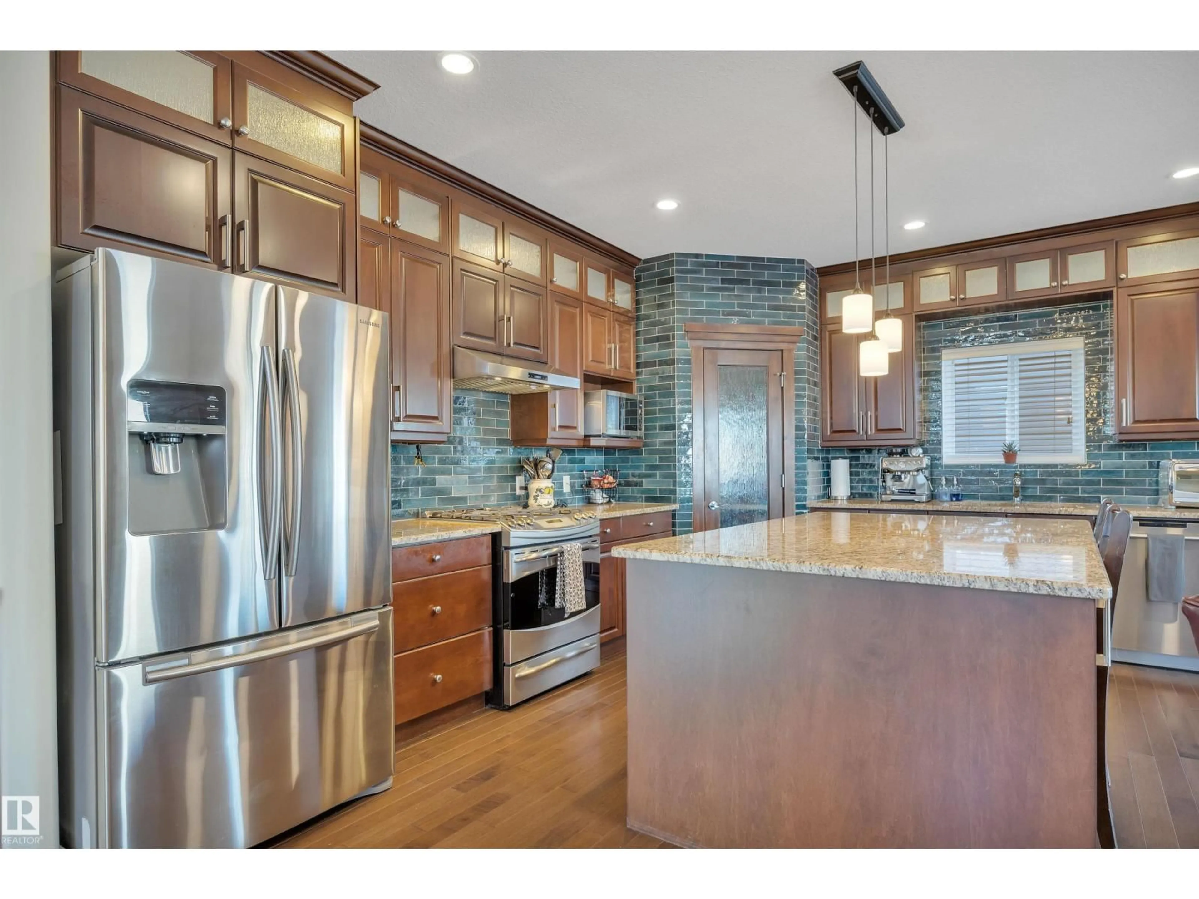 Open concept kitchen, unknown for 102 LAKEWOOD CL, Beaumont Alberta T4X0B5