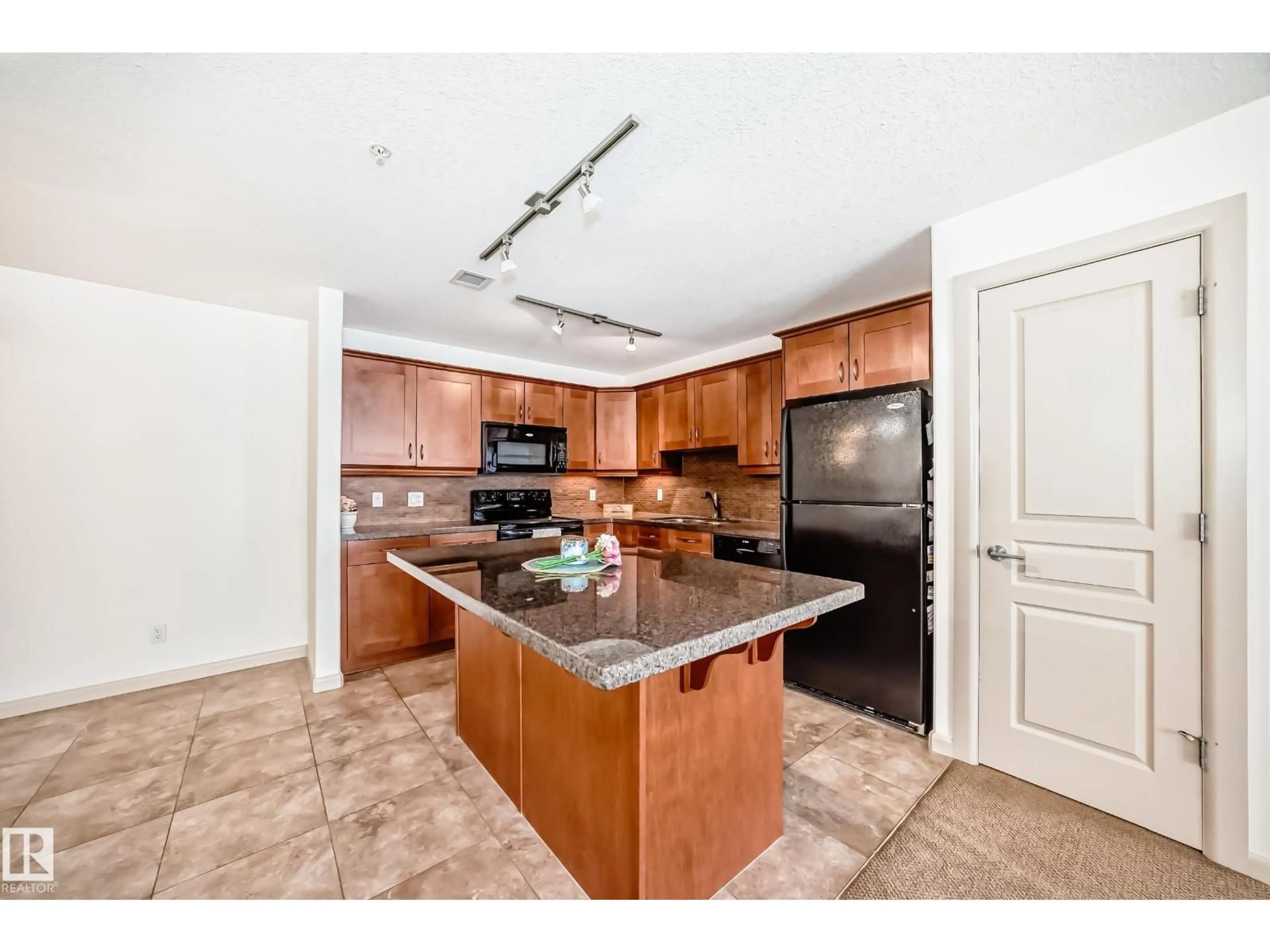 Unknown for 400 - 119 PALISADES WY, Sherwood Park Alberta T8A0H4