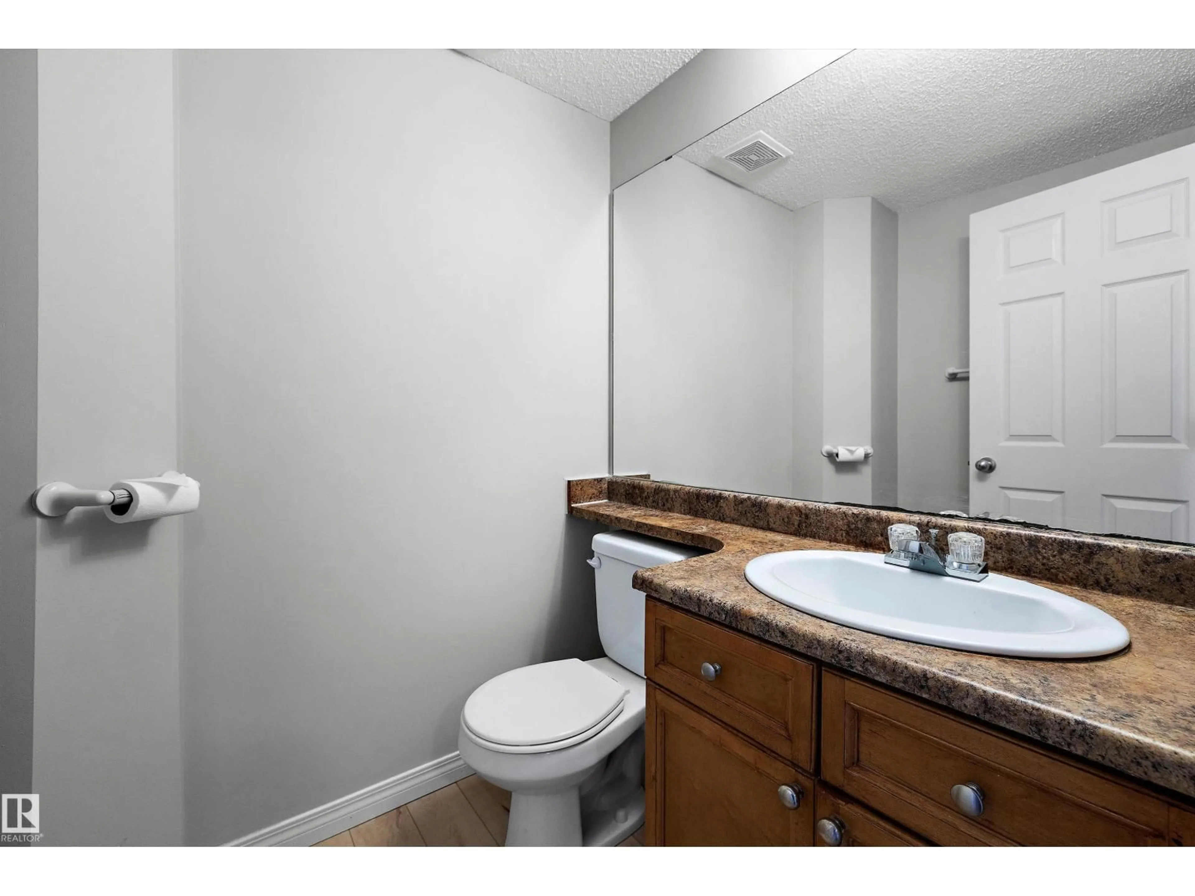 Standard bathroom, unknown for #5 - 130 HYNDMAN CR, Edmonton Alberta T5A0E8