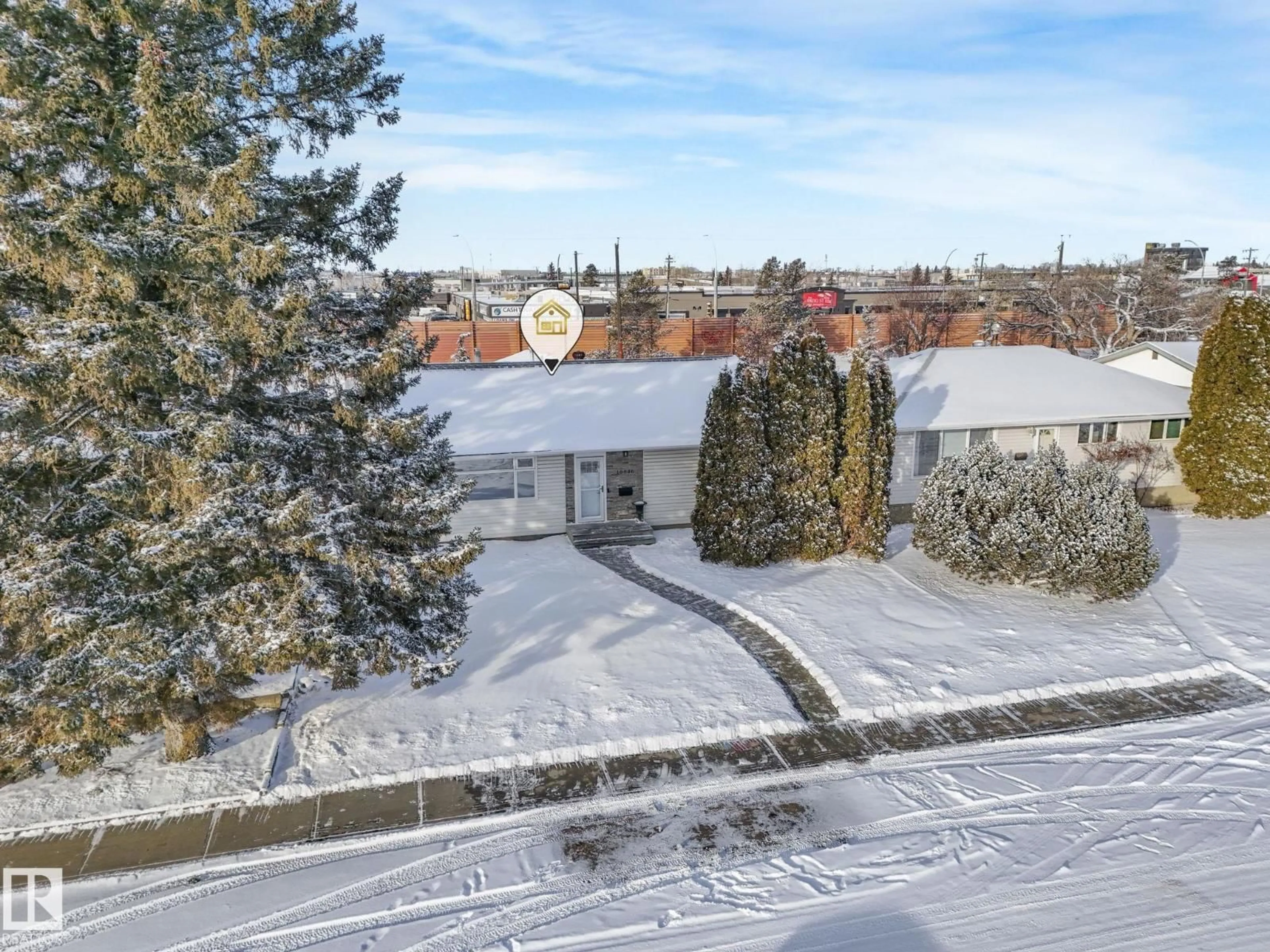 A pic from outside/outdoor area/front of a property/back of a property/a pic from drone, street for 10936 165 ST NW, Edmonton Alberta T5P3T7