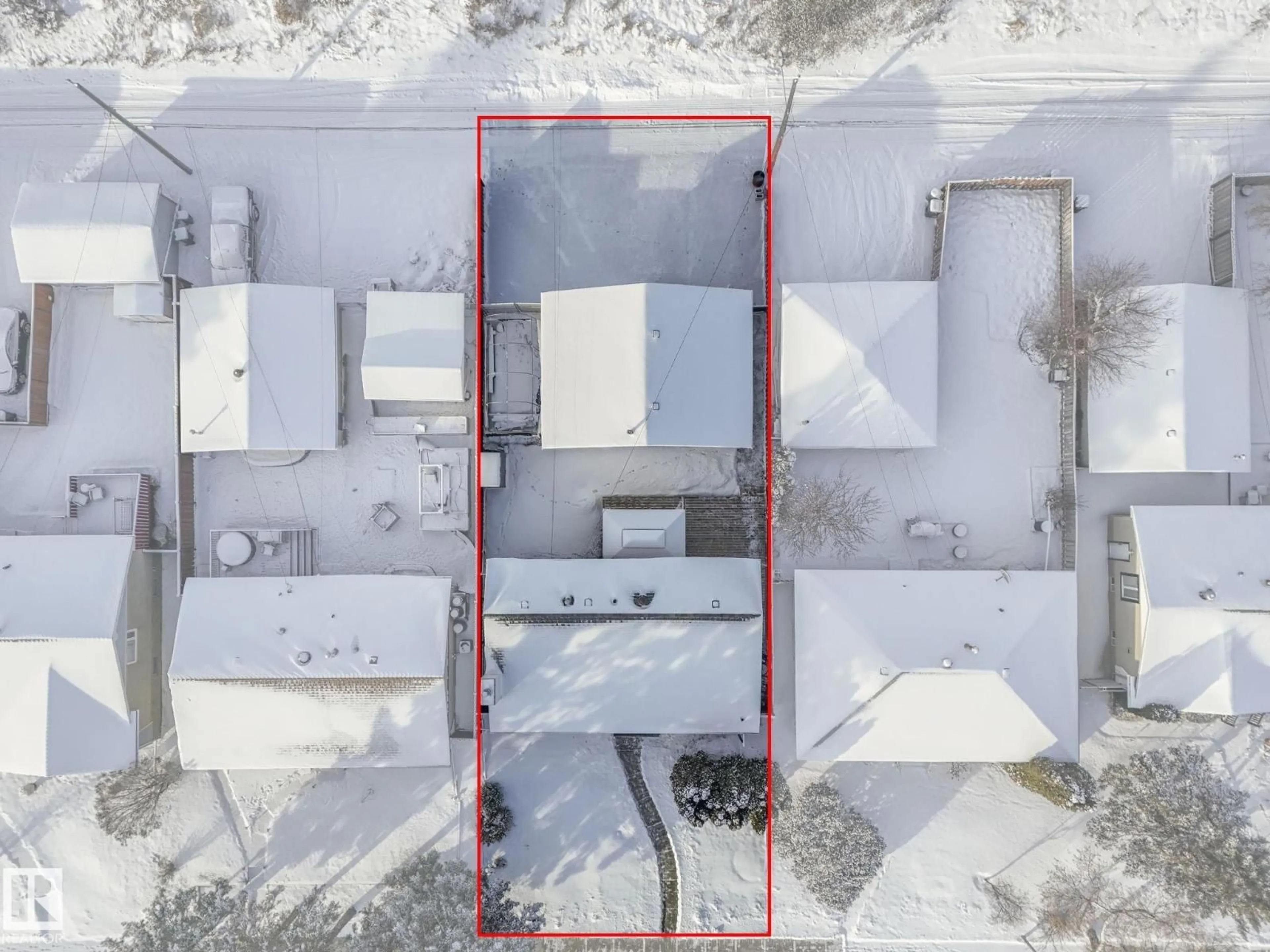 A pic from outside/outdoor area/front of a property/back of a property/a pic from drone, building for 10936 165 ST NW, Edmonton Alberta T5P3T7