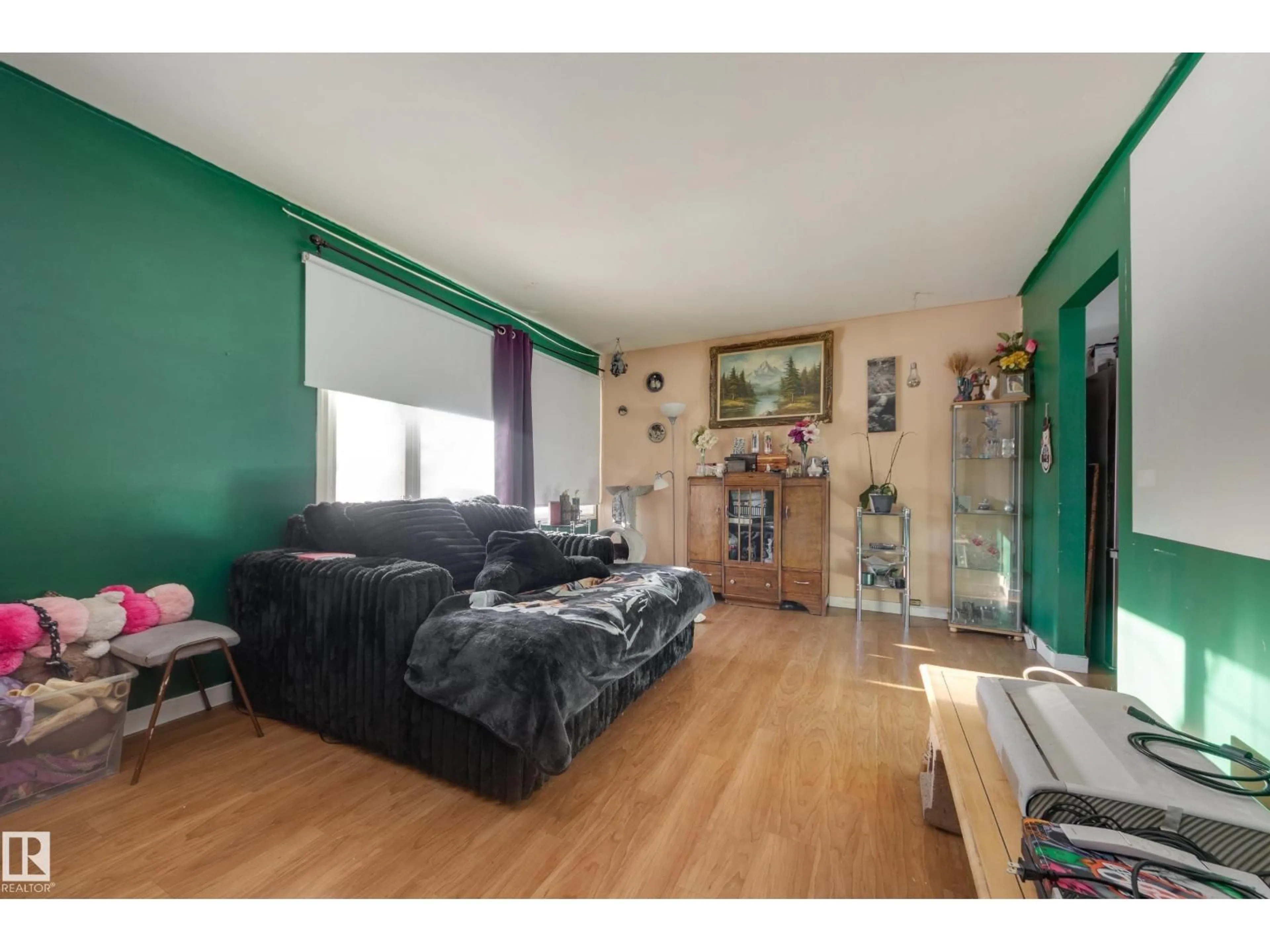 A pic of a room for NW - 1330 72 ST, Edmonton Alberta T6K2S9