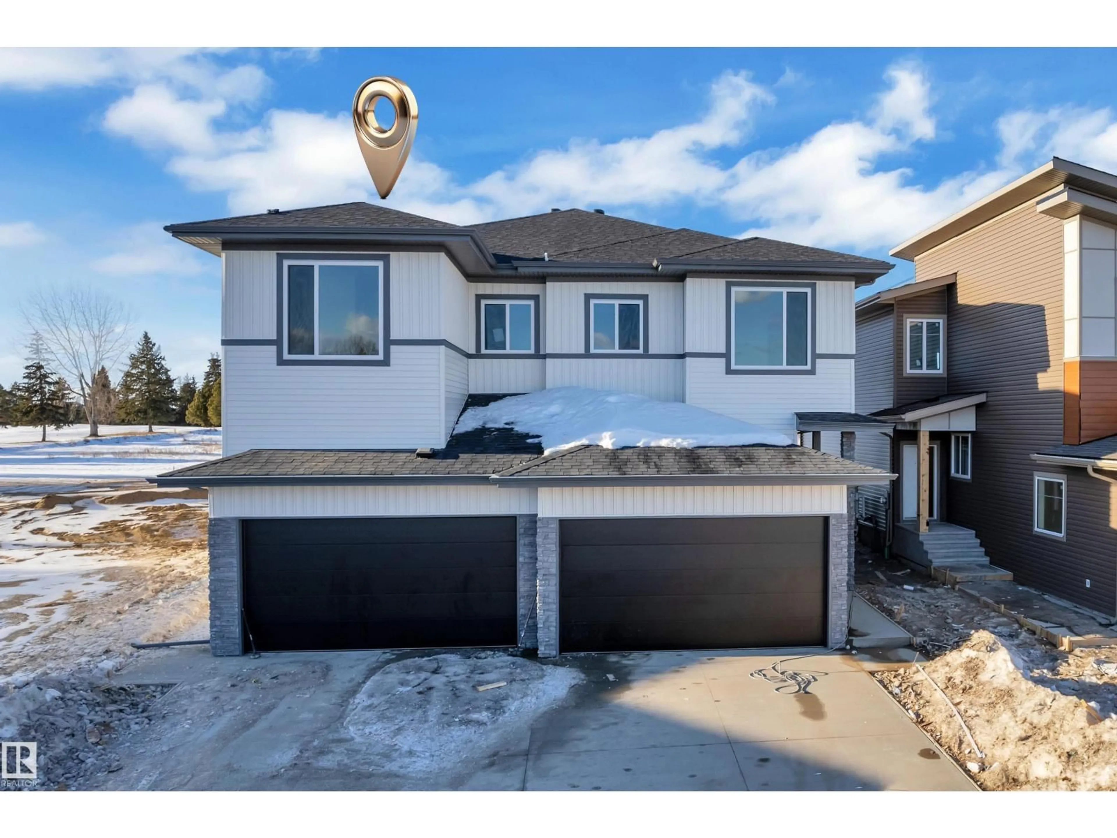 Home with vinyl exterior material, street for 34 GRAYSON GR, Stony Plain Alberta T7Z0P3