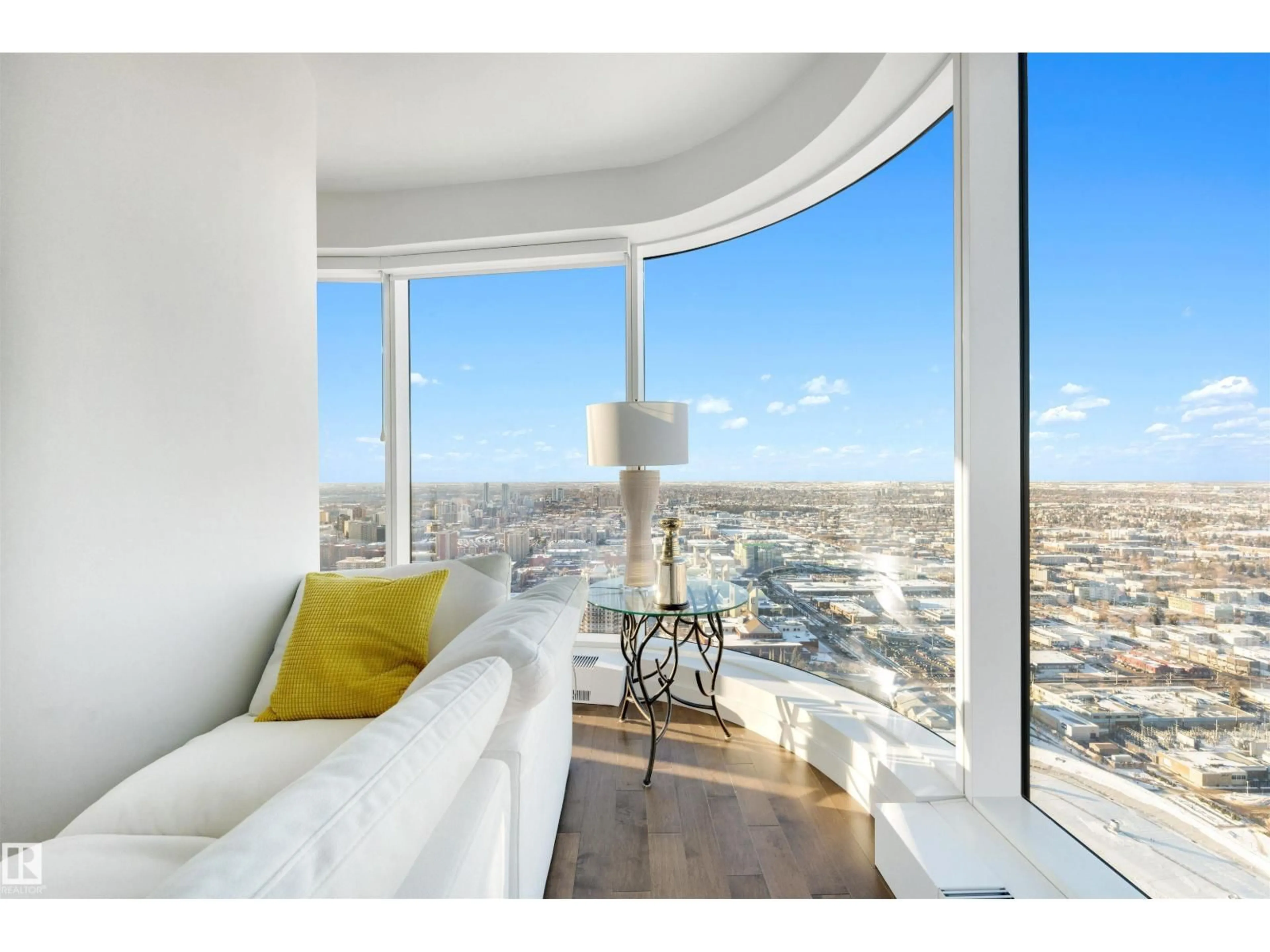 A pic of a room for 4001 10360 102 ST NW, Edmonton Alberta T5K0K6