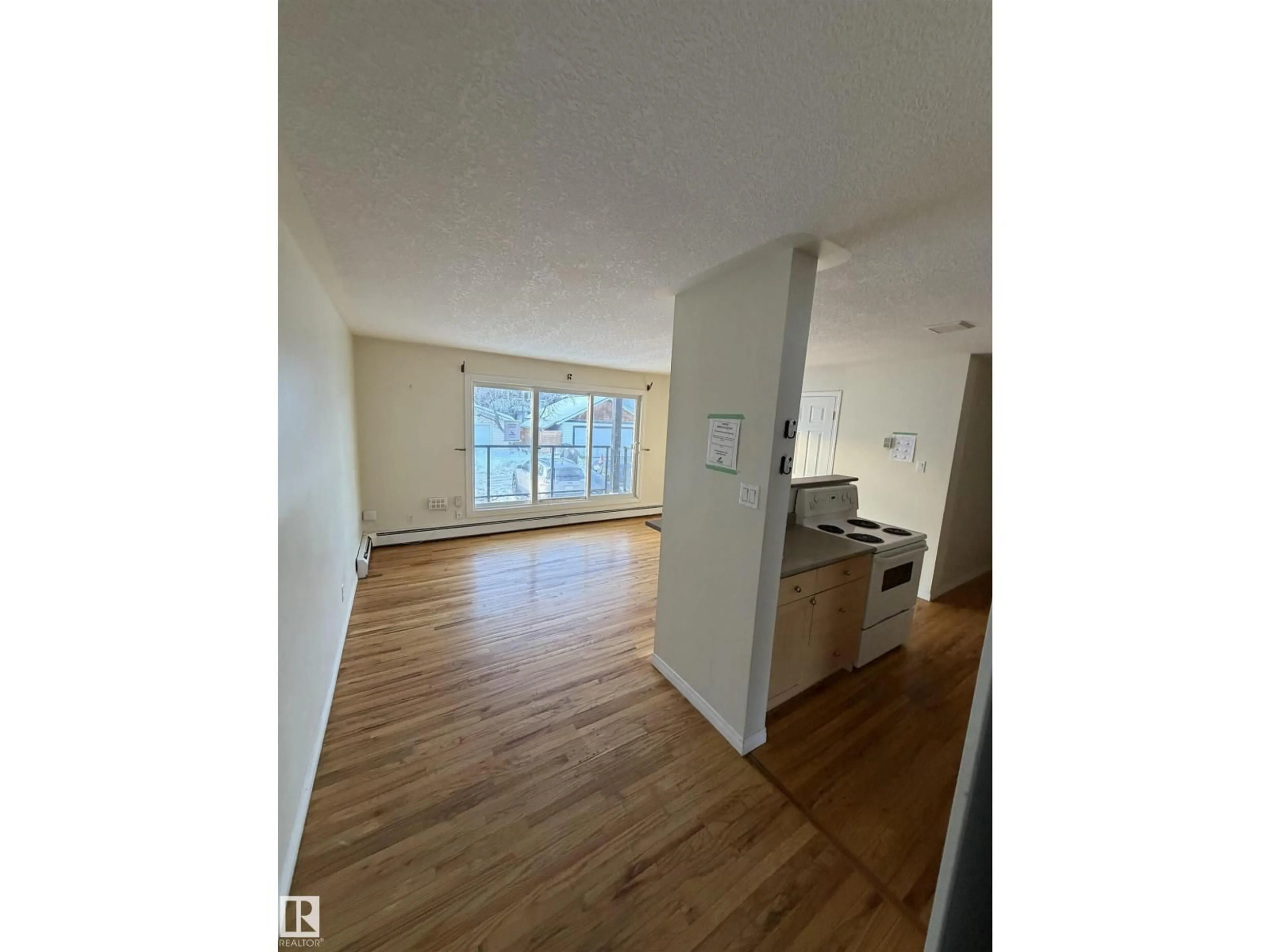 A pic of a room for 13 - 11008 124 ST NW, Edmonton Alberta T5M0J4