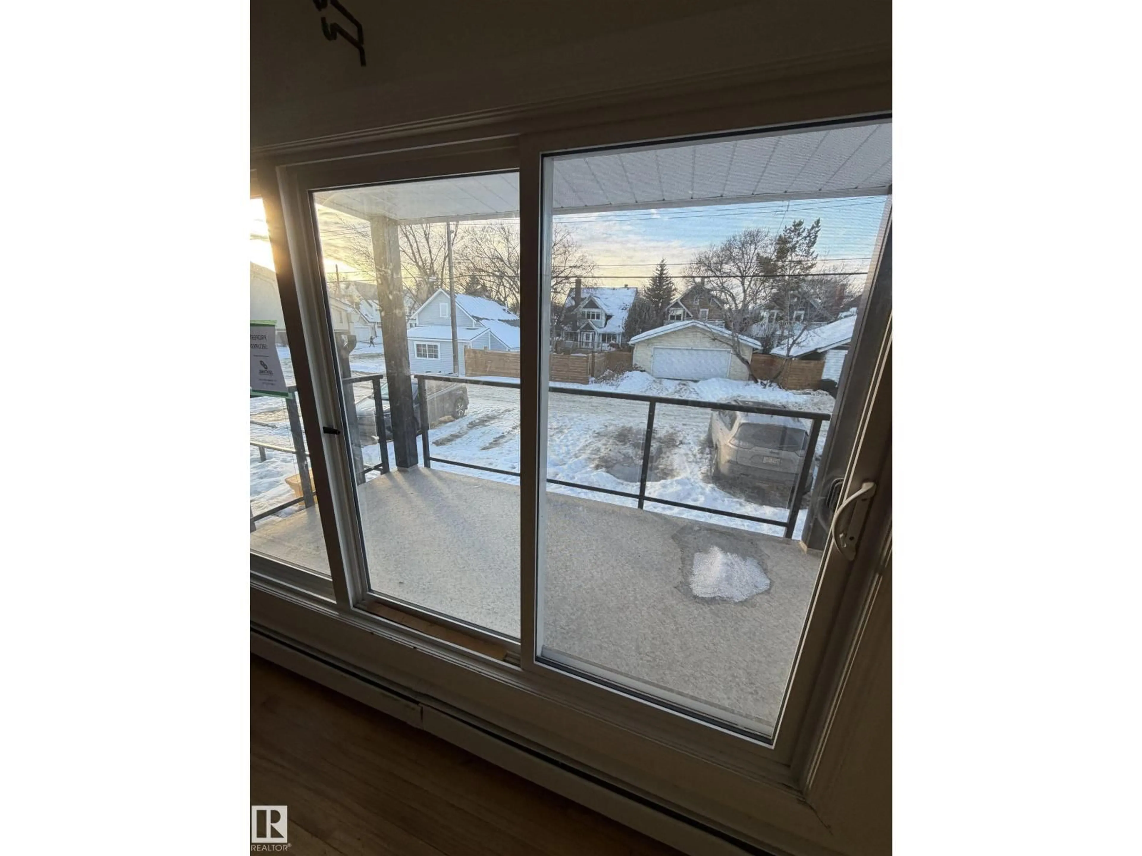 A pic of a room for 13 - 11008 124 ST NW, Edmonton Alberta T5M0J4