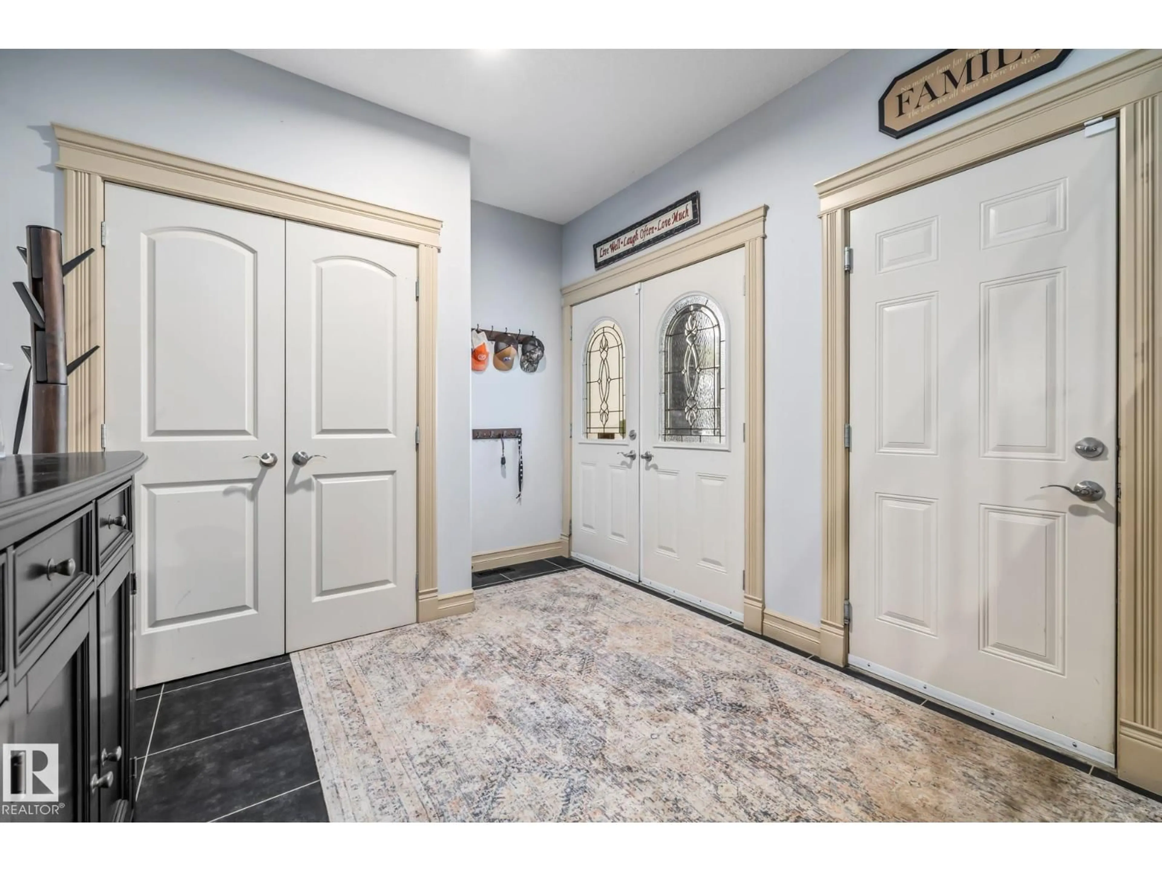 Indoor entryway for NW - 6005 56 AV, Beaumont Alberta T4X0G8