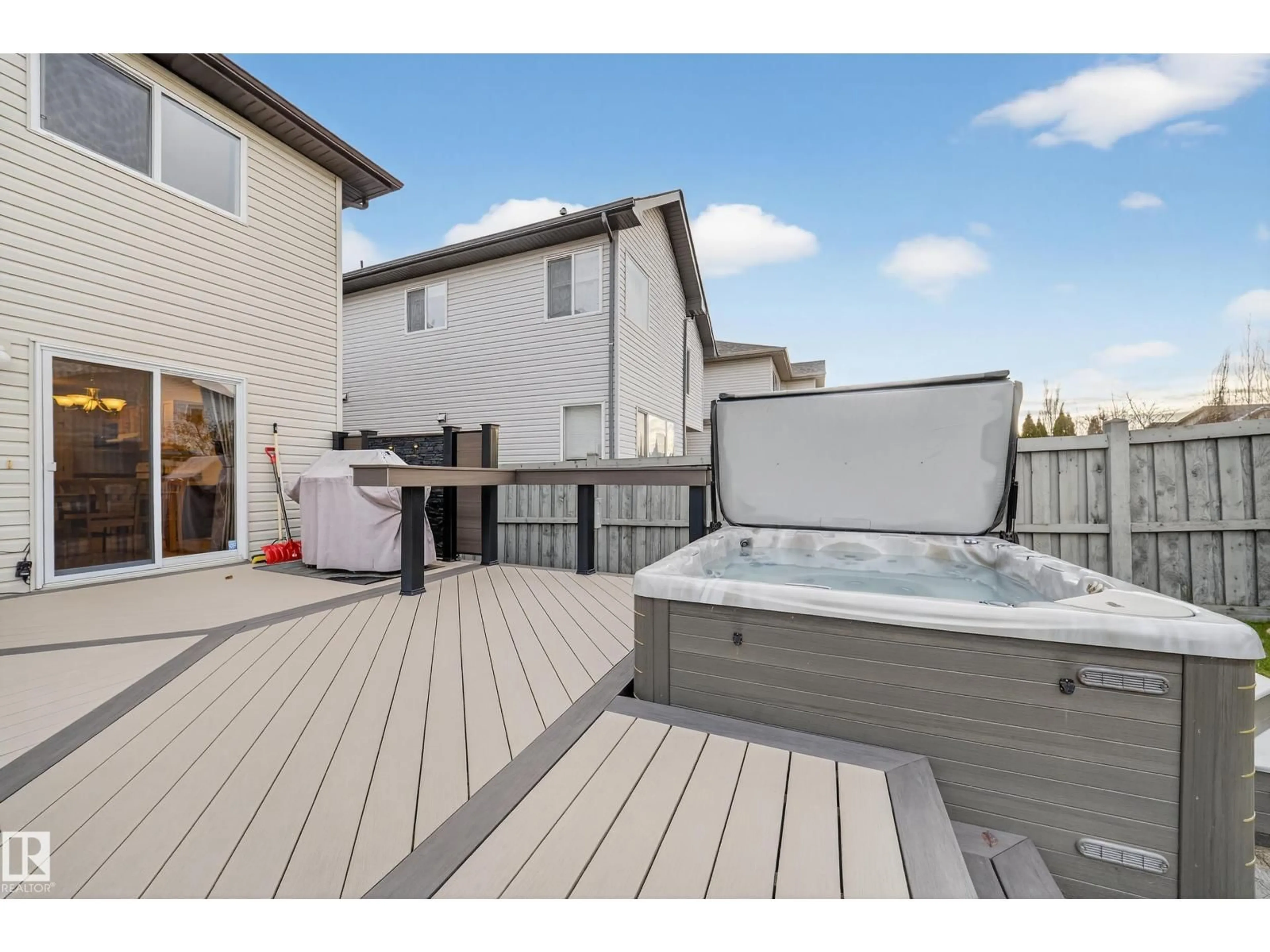 Patio, street for NW - 4712 204 STREET, Edmonton Alberta T6M0C3