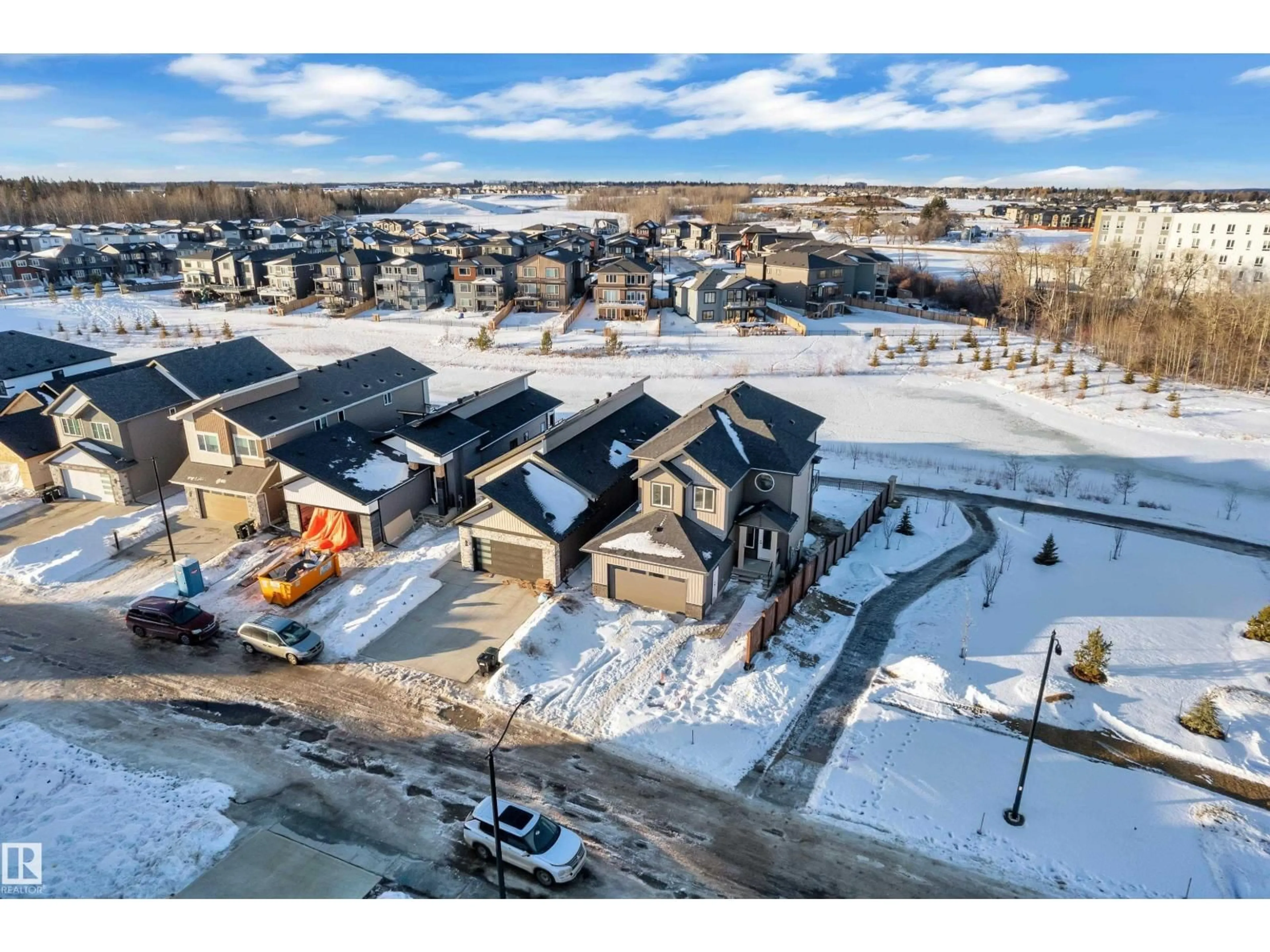 A pic from outside/outdoor area/front of a property/back of a property/a pic from drone, street for 31 NORWYCK WY, Spruce Grove Alberta T7X4E9