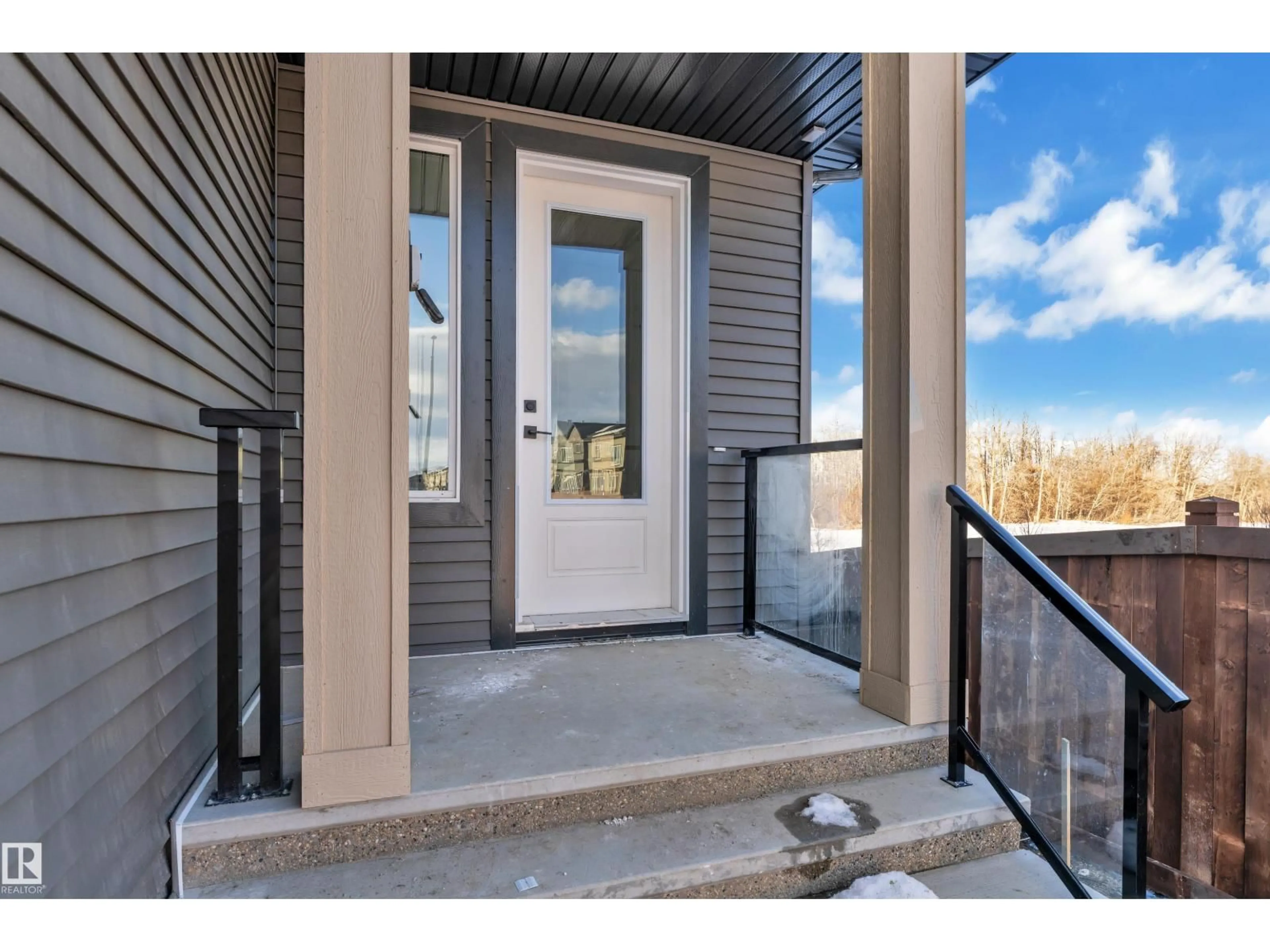 Indoor entryway for 31 NORWYCK WY, Spruce Grove Alberta T7X4E9