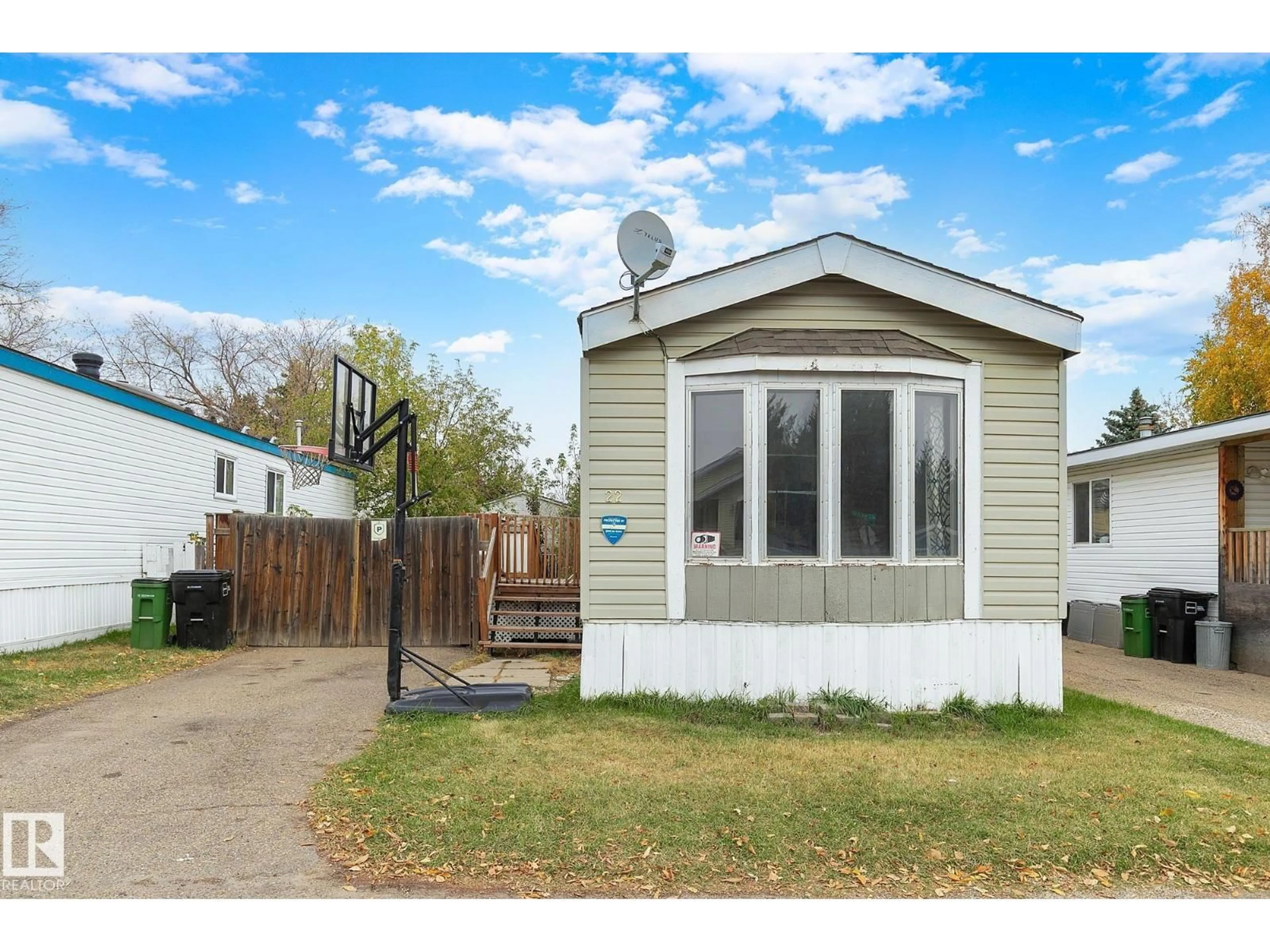 Home with vinyl exterior material, street for NW - 22 WEST VIEW BV, Edmonton Alberta T5S1T5