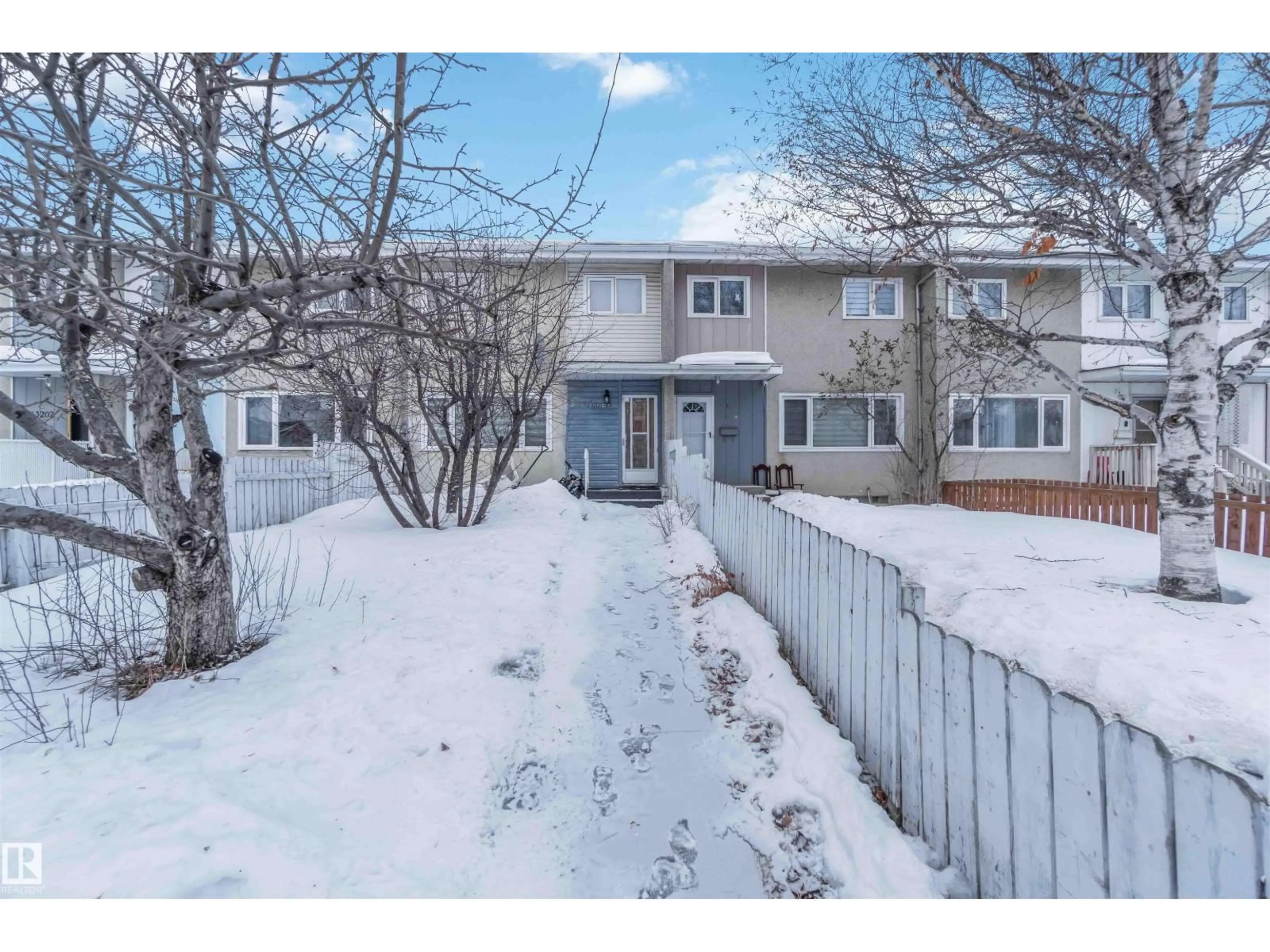 A pic from outside/outdoor area/front of a property/back of a property/a pic from drone, street for NW - 13206 83 ST, Edmonton Alberta T5E2W7