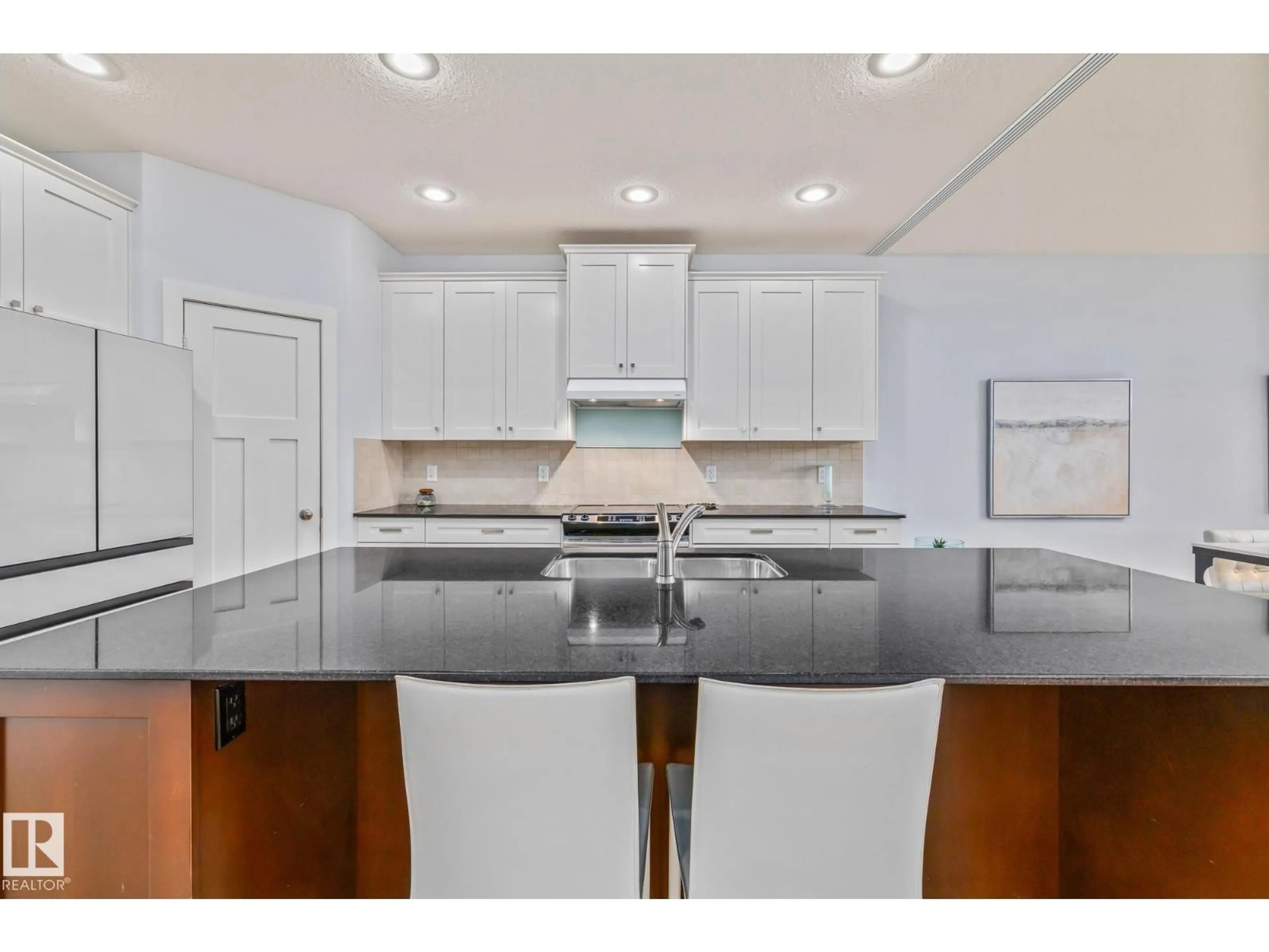 Open concept kitchen, unknown for 542 RIDGELAND WAY, Sherwood Park Alberta T8A3A5