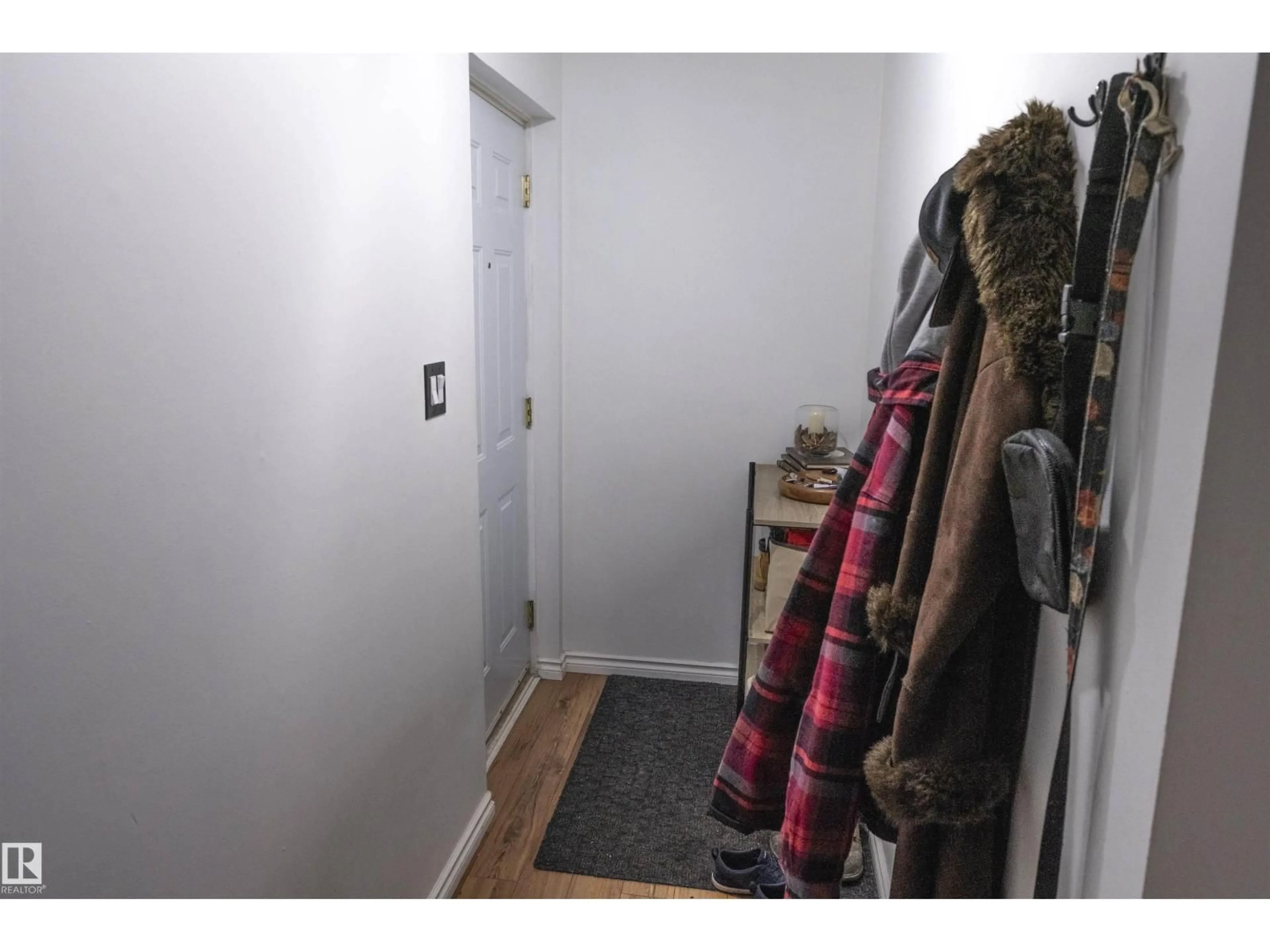 Storage room or clothes room or walk-in closet for 139 LANCASTER TC, Edmonton Alberta T5X5S9