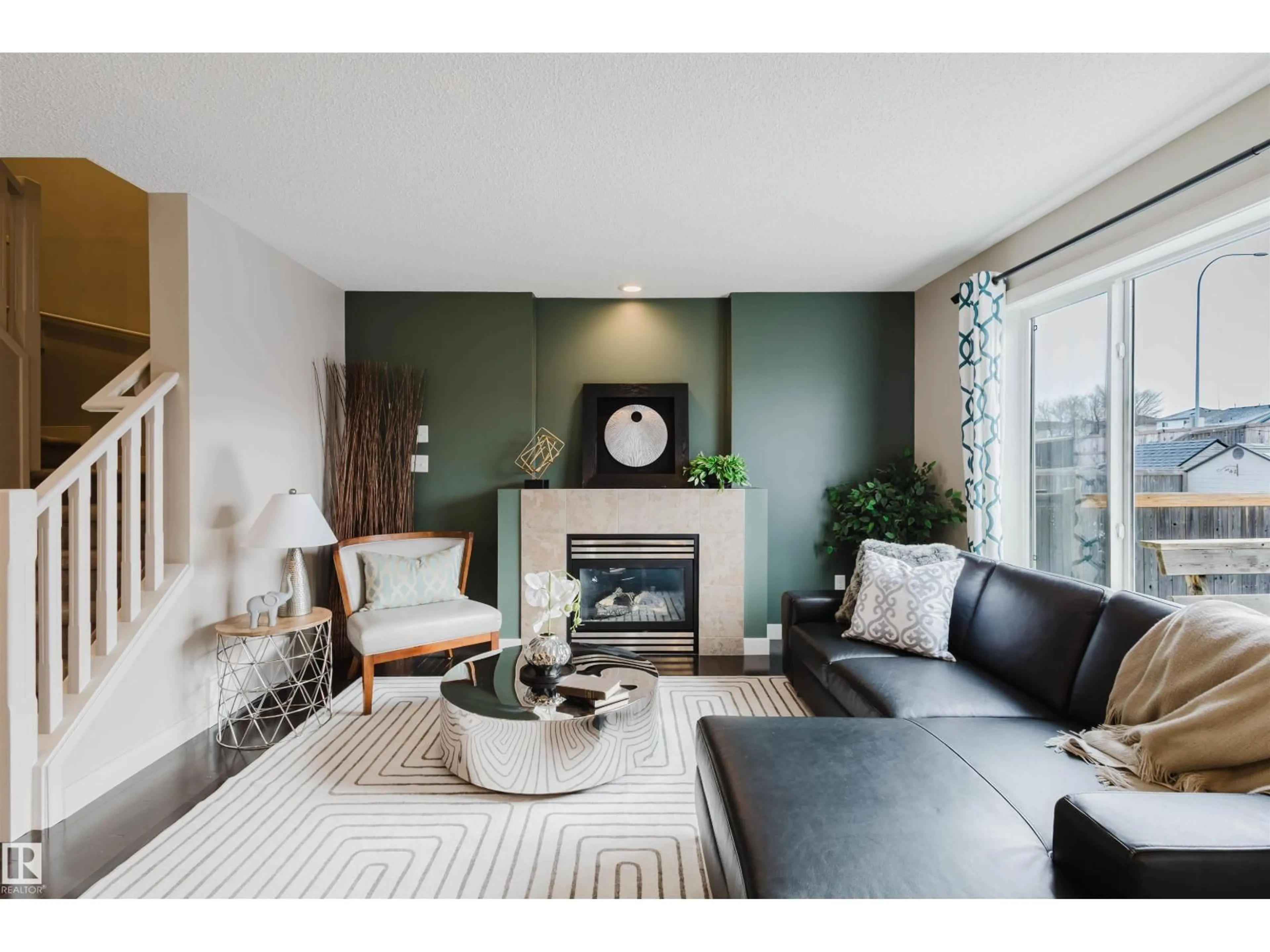 Living room with furniture, unknown for 6069 SUNBROOK LD, Sherwood Park Alberta T8N0J7