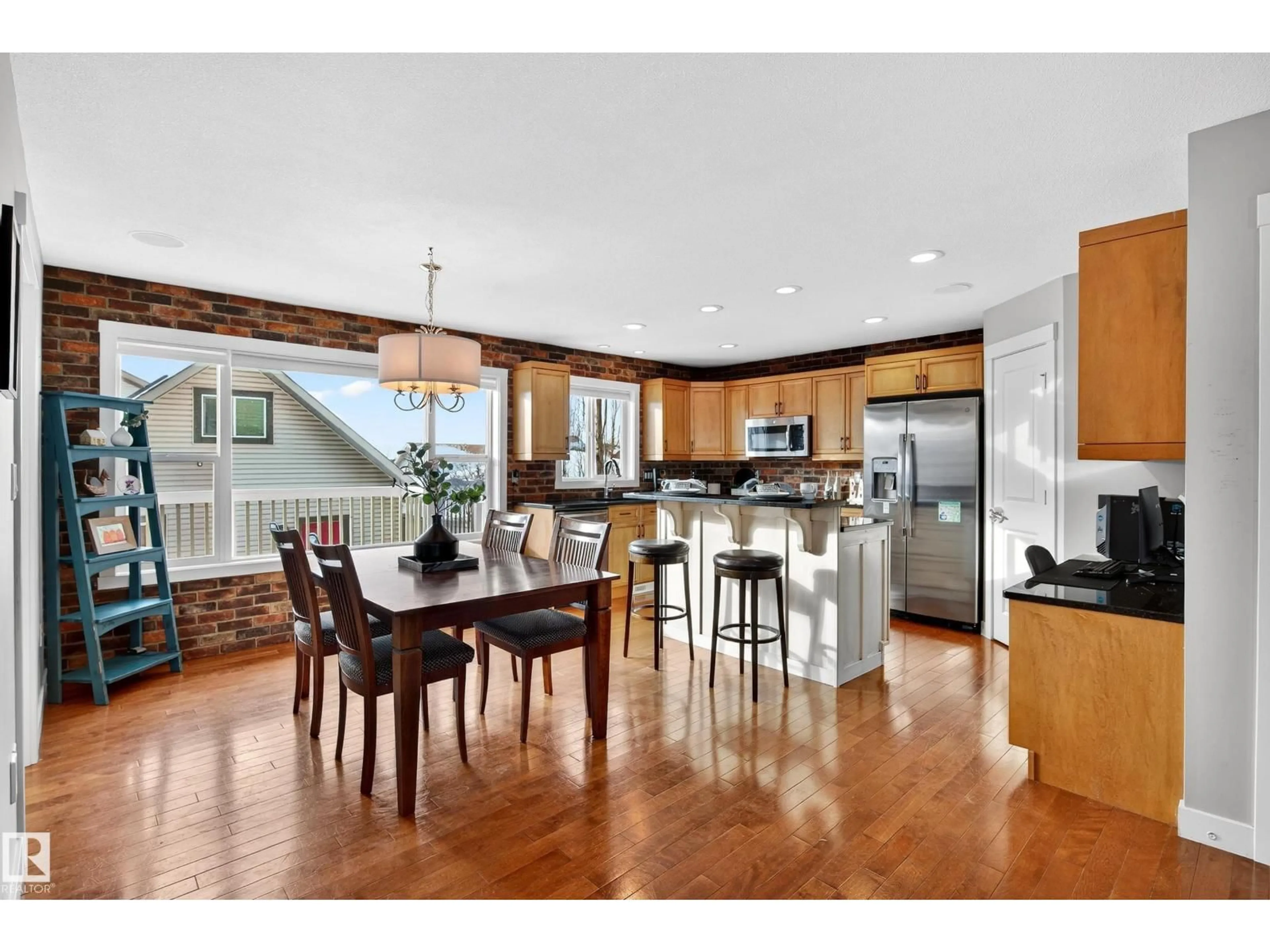 Open concept kitchen, unknown for 1904 TOWNE CENTRE BV, Edmonton Alberta T6R2W3