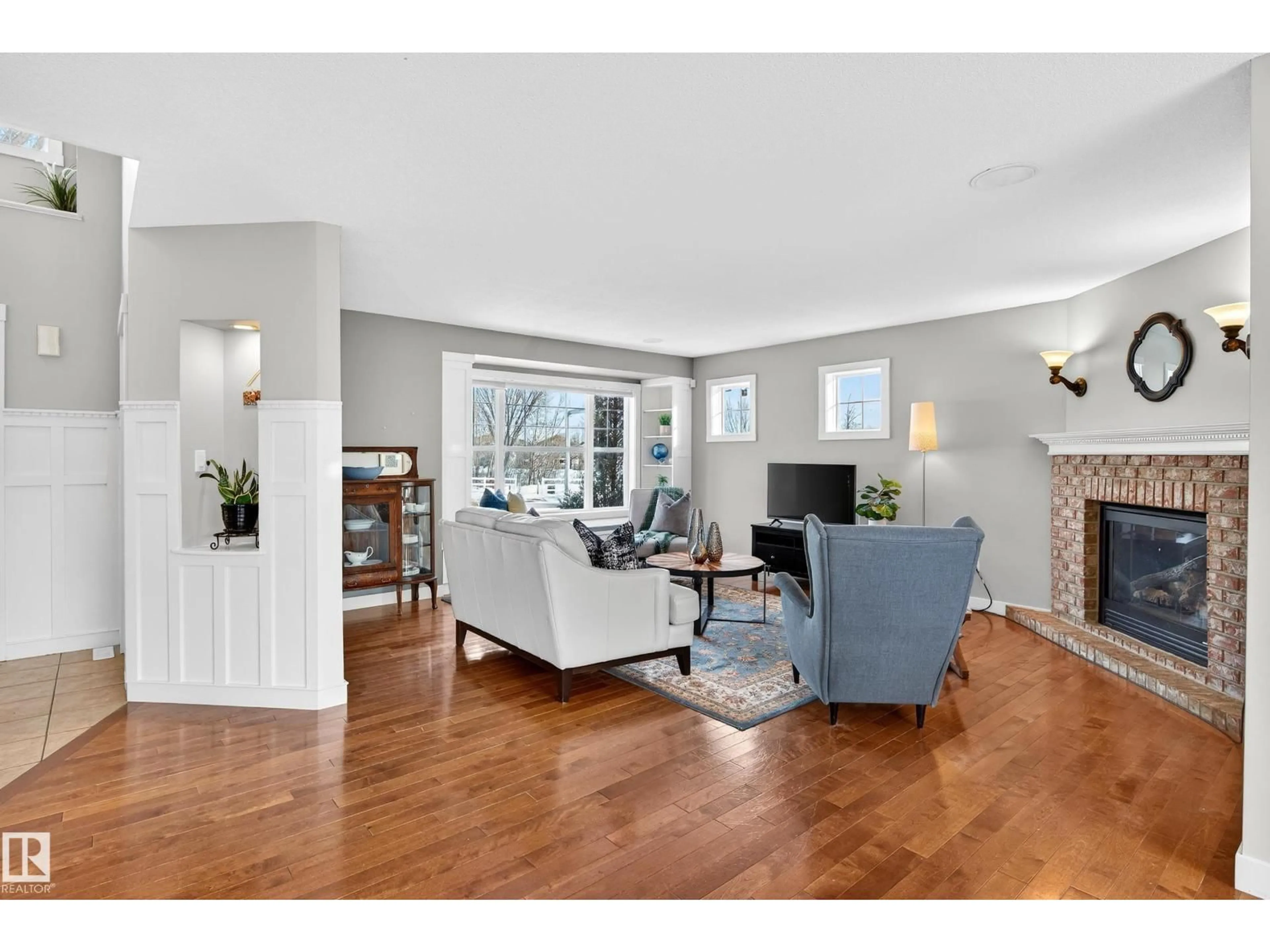 Living room with furniture, unknown for 1904 TOWNE CENTRE BV, Edmonton Alberta T6R2W3