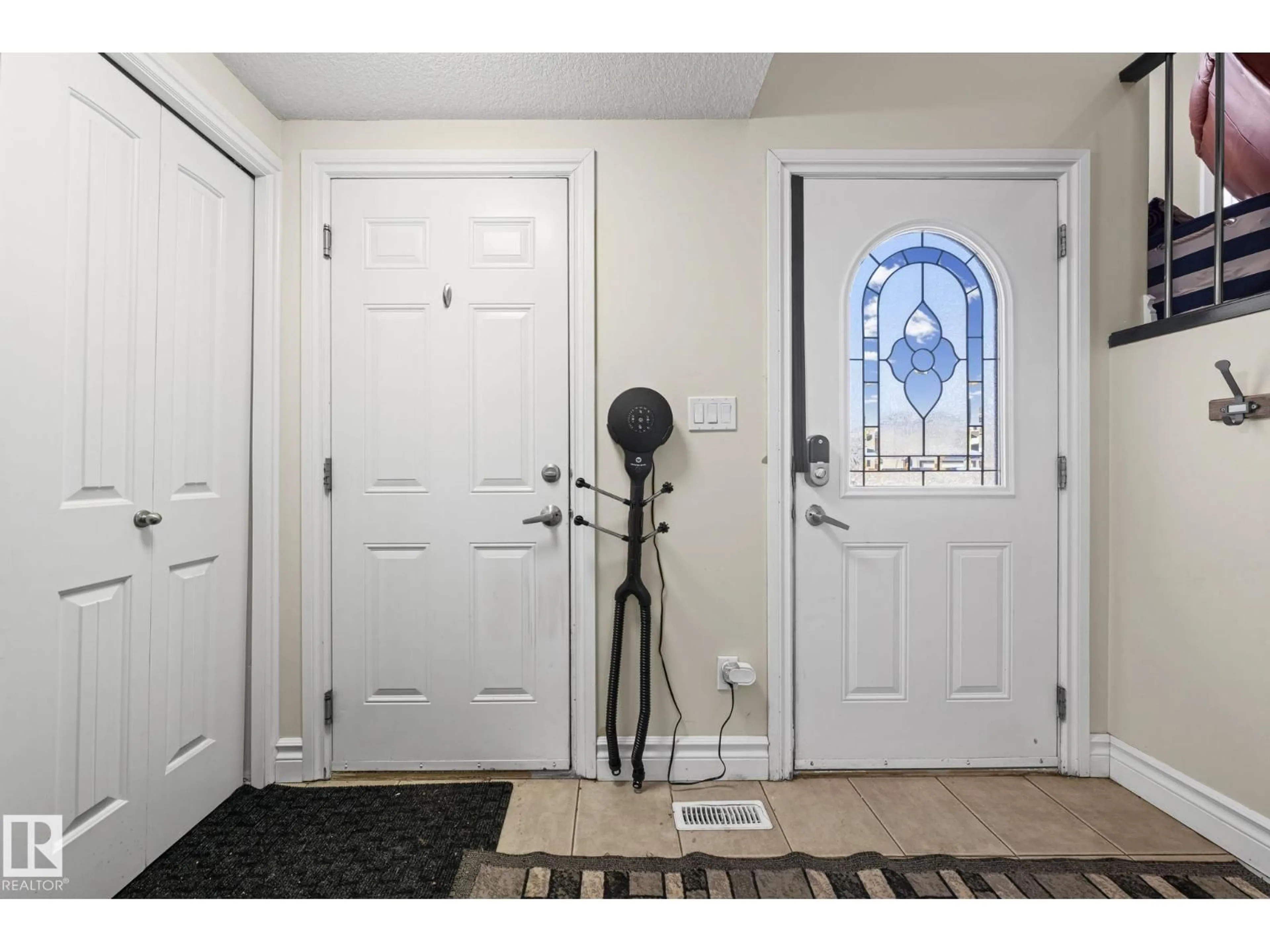 Indoor entryway for 5209 BON ACRES, Bon Accord Alberta T0A0K0