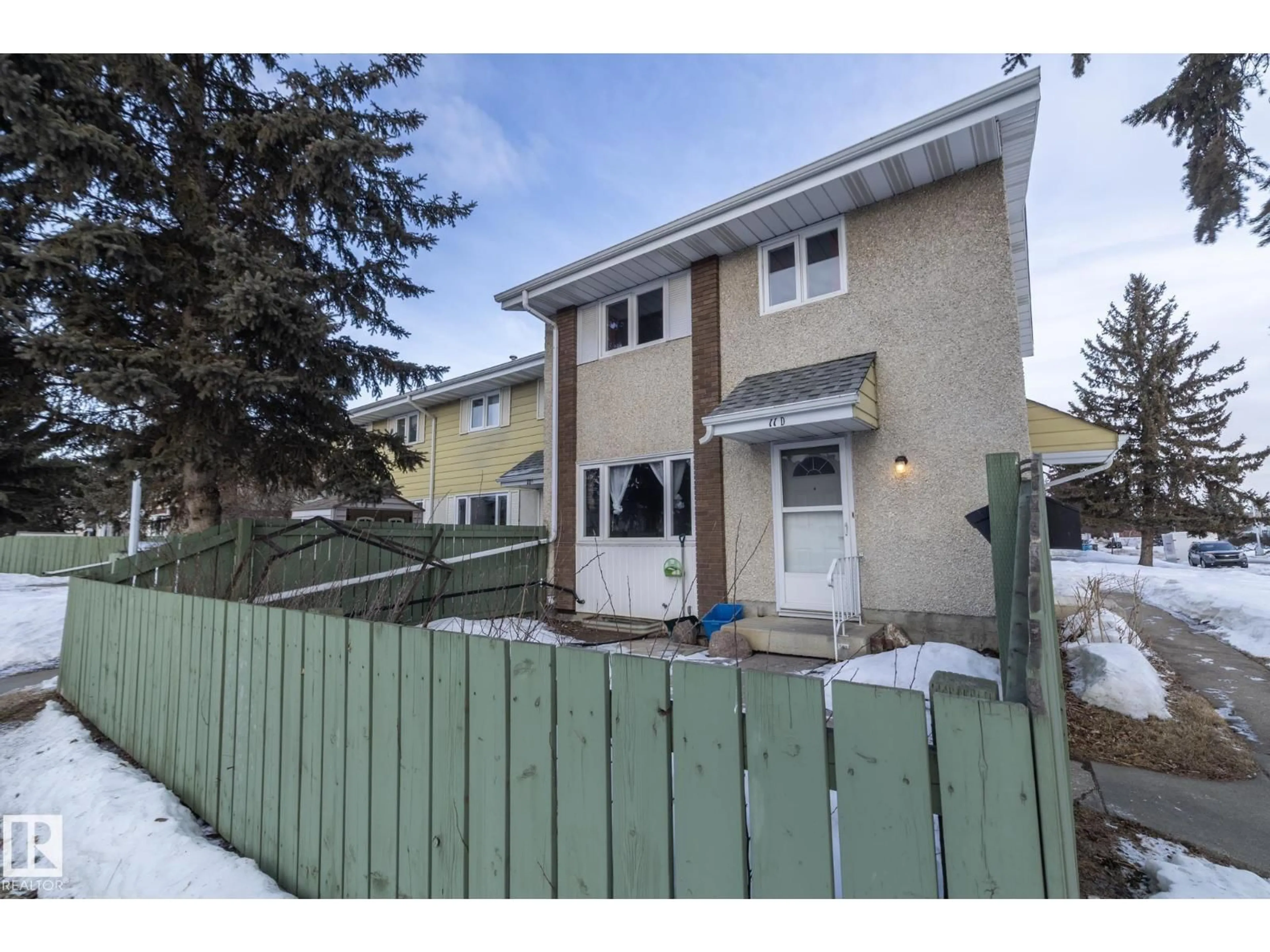 A pic from outside/outdoor area/front of a property/back of a property/a pic from drone, street for 11D CALLINGWOOD CO, Edmonton Alberta T5T0H5