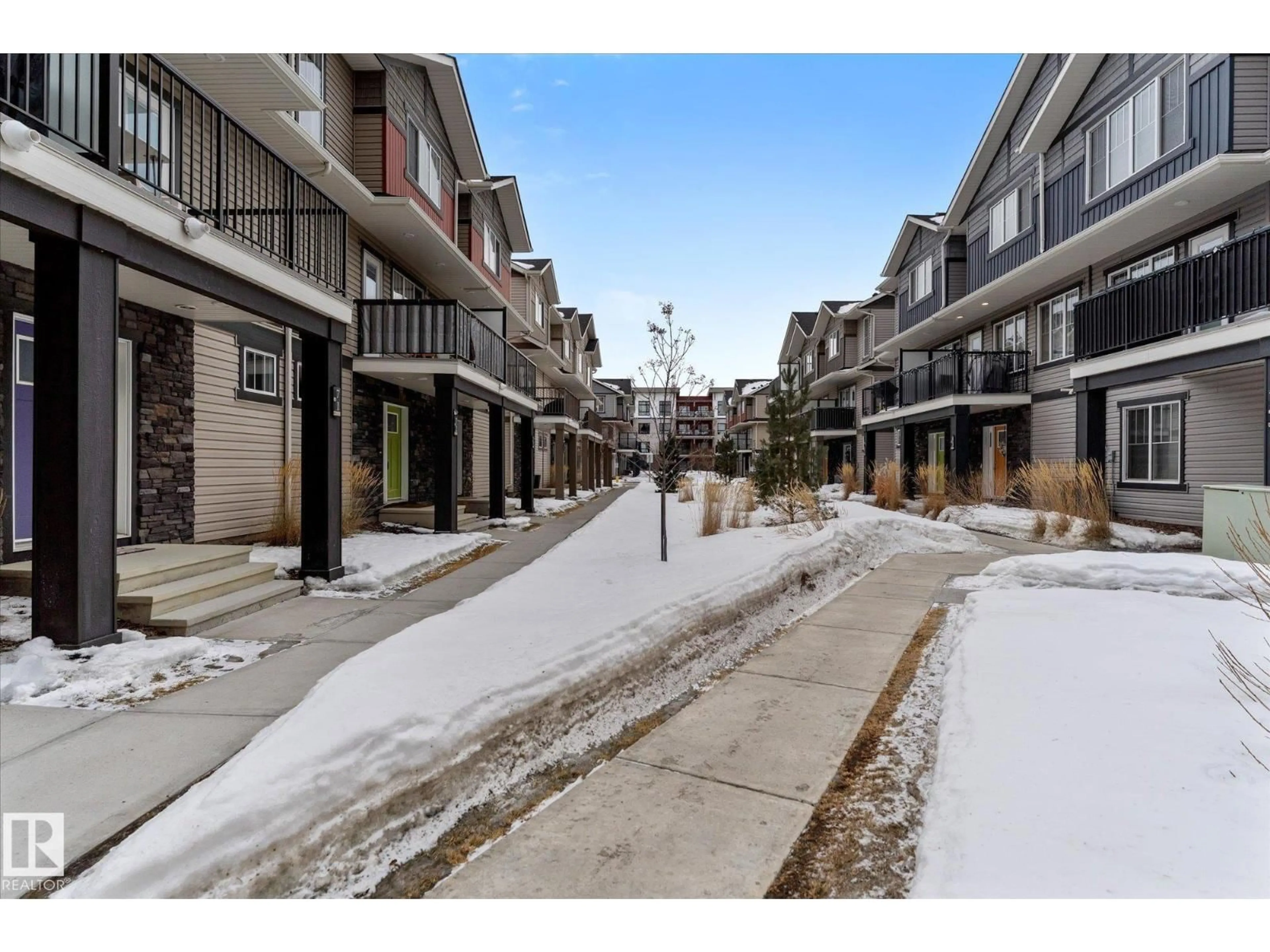 Patio, street for 72 12815 CUMBERLAND RD, Edmonton Alberta T6V0M2