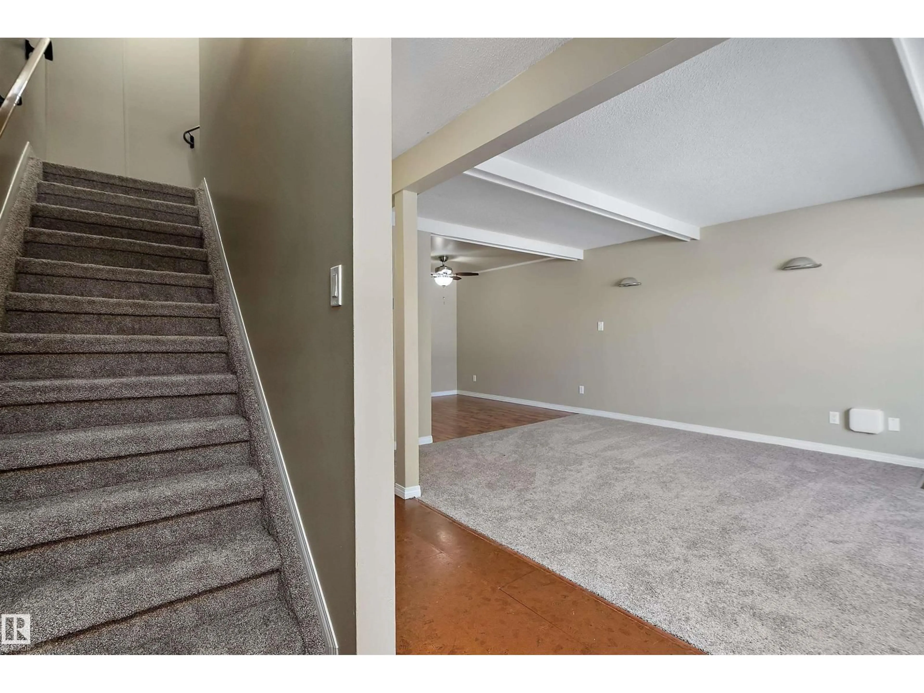 Unknown for NW - 14583 121 ST, Edmonton Alberta T5X2S2