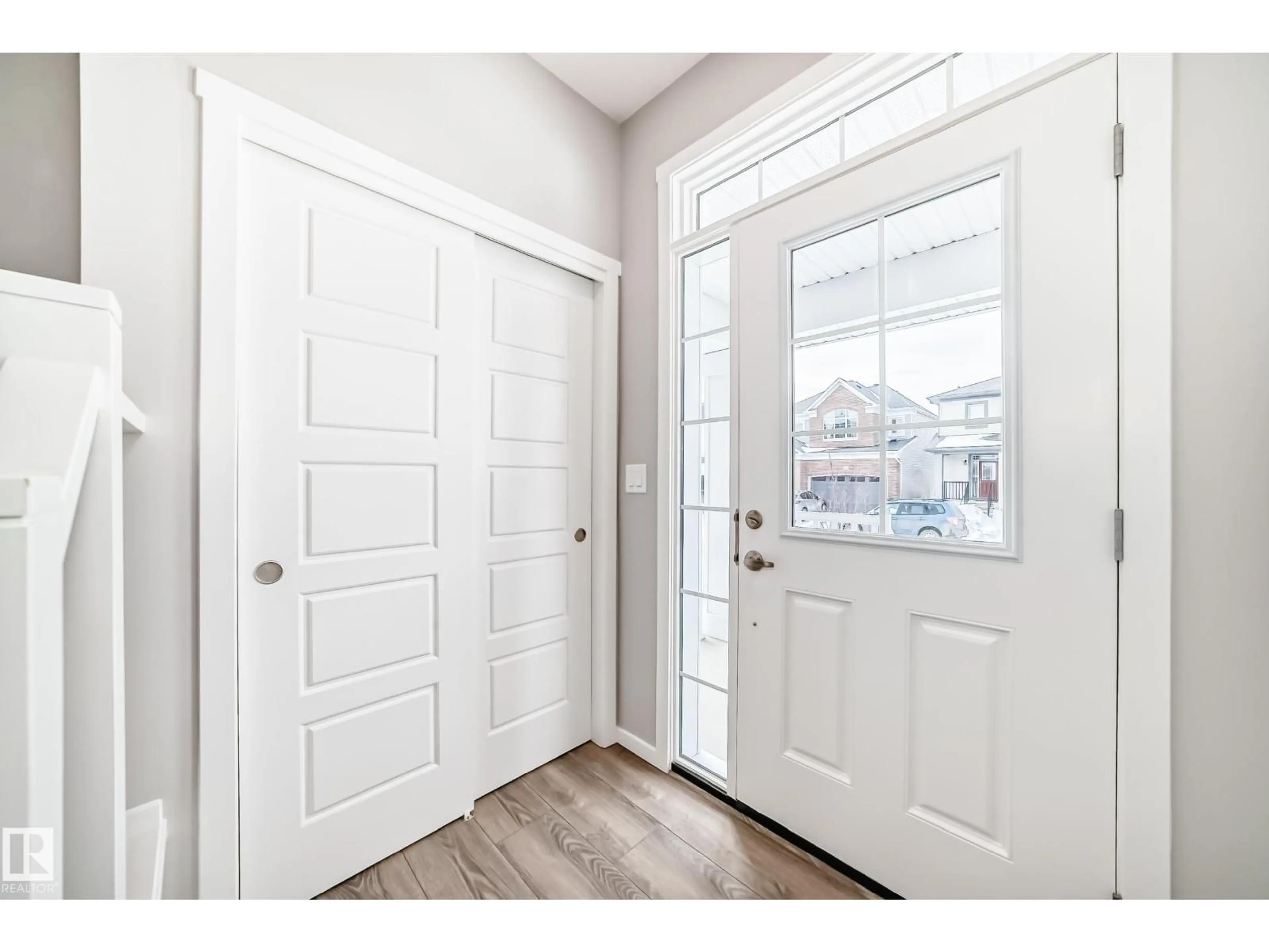 Indoor entryway for NW - 2031 209 ST, Edmonton Alberta T6M2P5