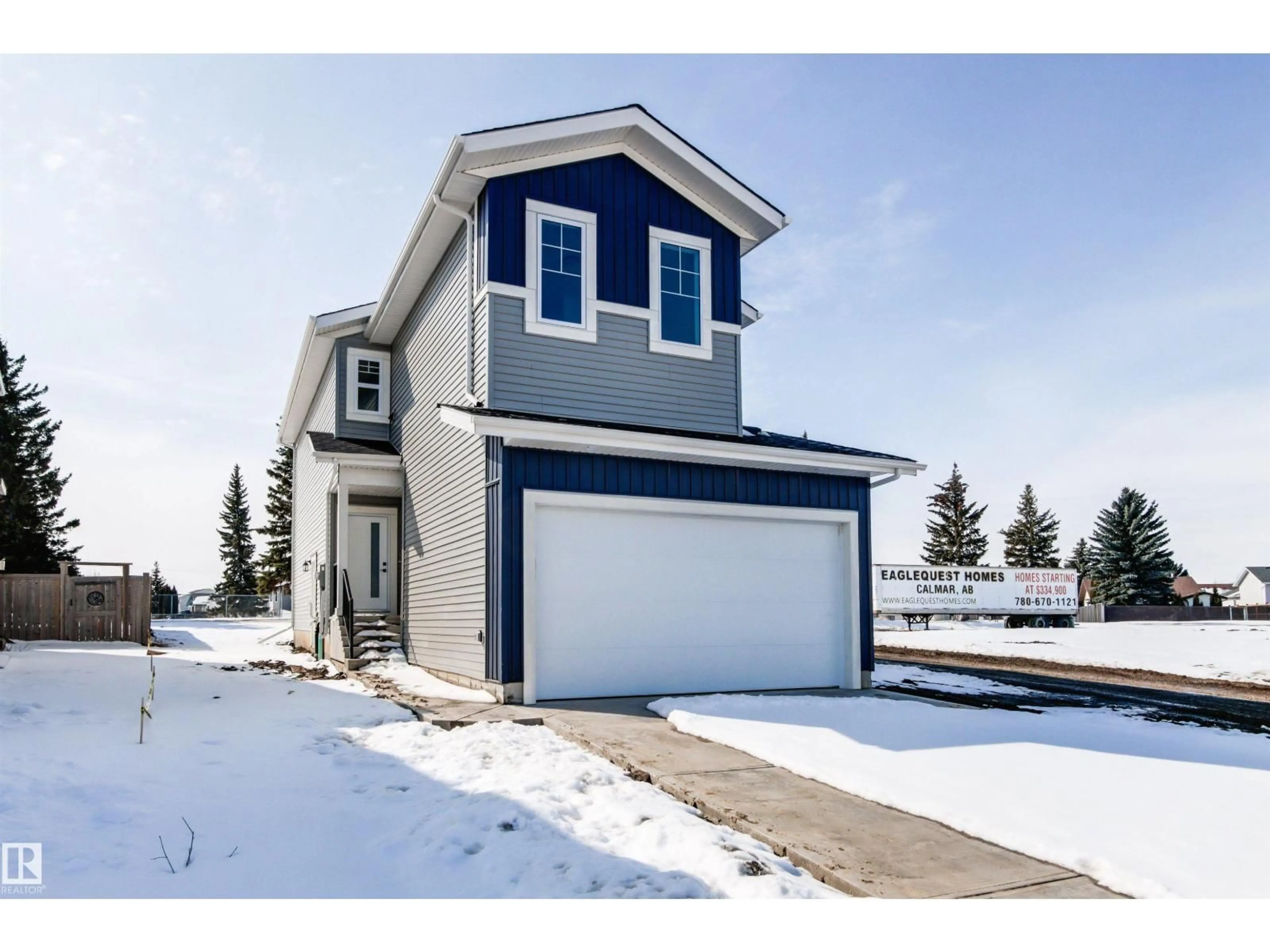 Home with vinyl exterior material, street for 5133 53 AV, Calmar Alberta T0C0V0