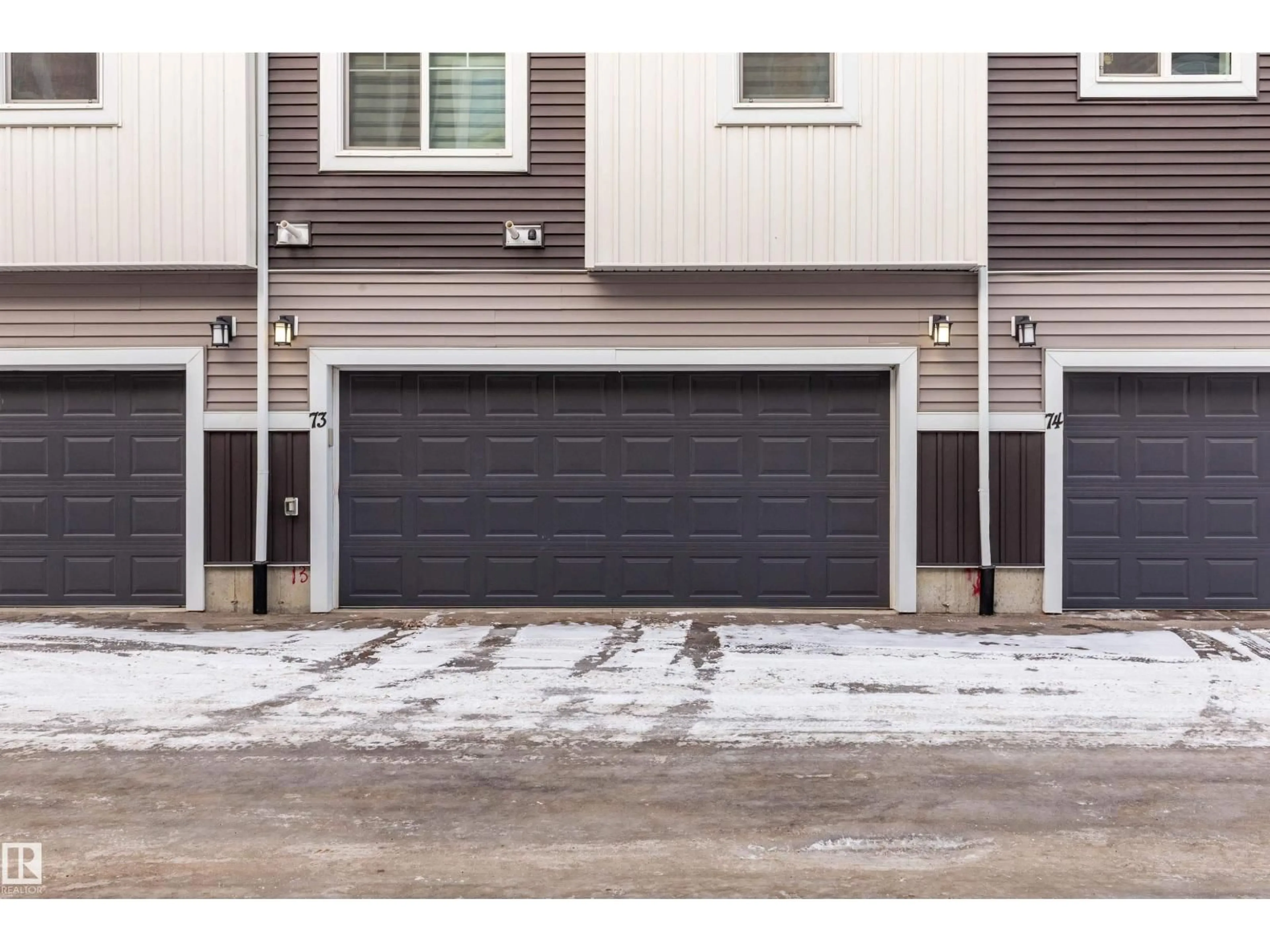 Indoor garage for NW - 73 230 EDGEMONT RD, Edmonton Alberta T6M0Y8