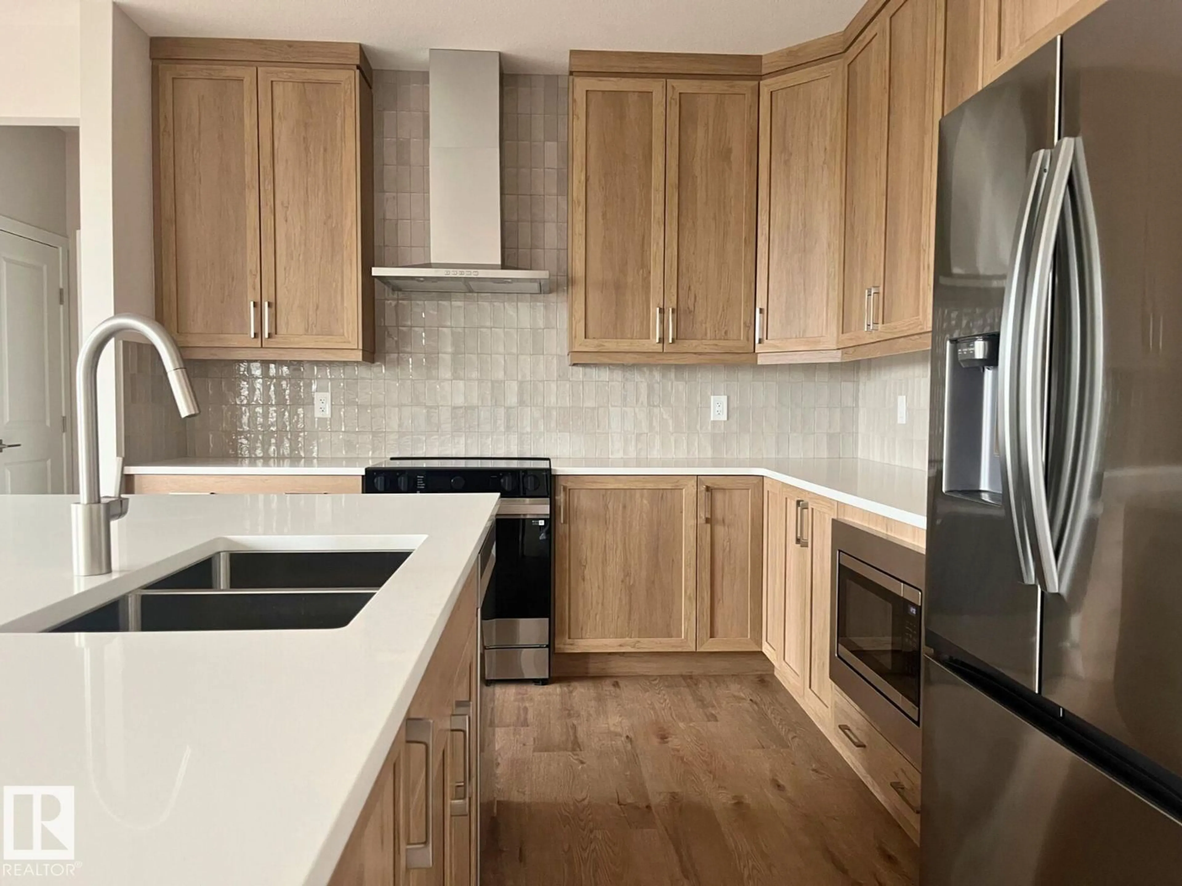 Unknown for 1027 WOLF WILLOW WY, Sherwood Park Alberta T8H3B3