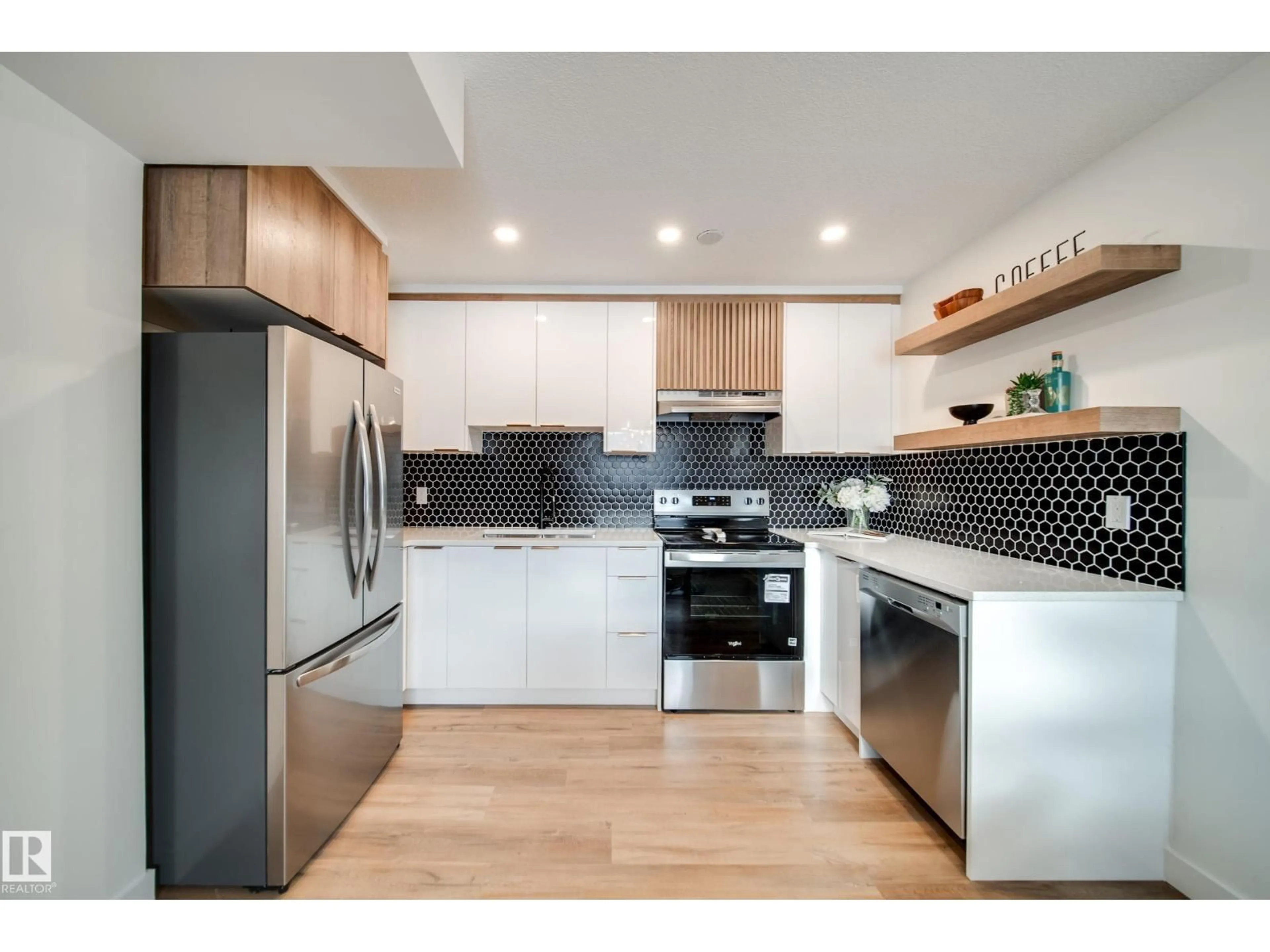 Unknown for 17751 95 ST, Edmonton Alberta T5Z2E3