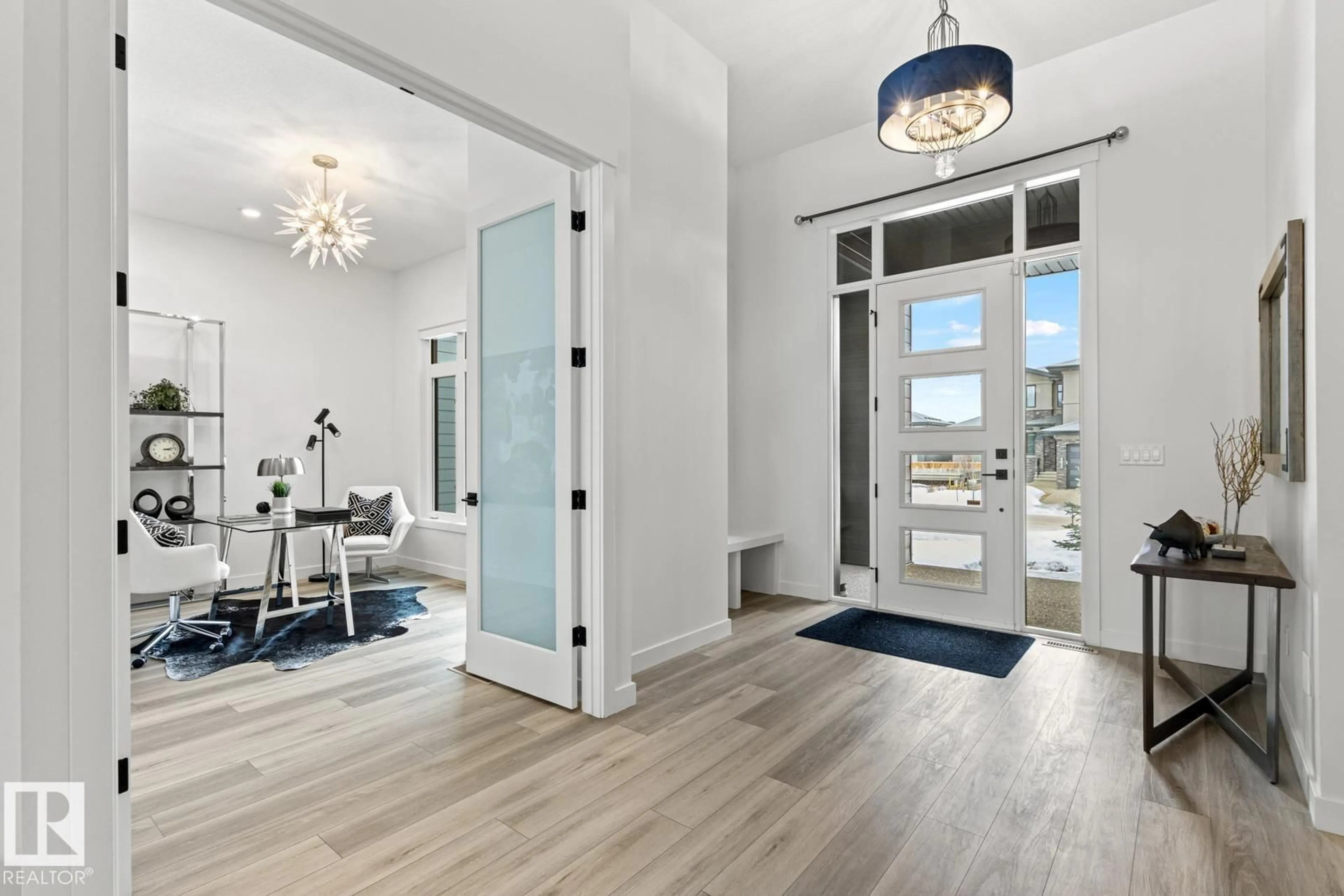 Indoor entryway for 4832 KNIGHT CR, Edmonton Alberta T6W5A2