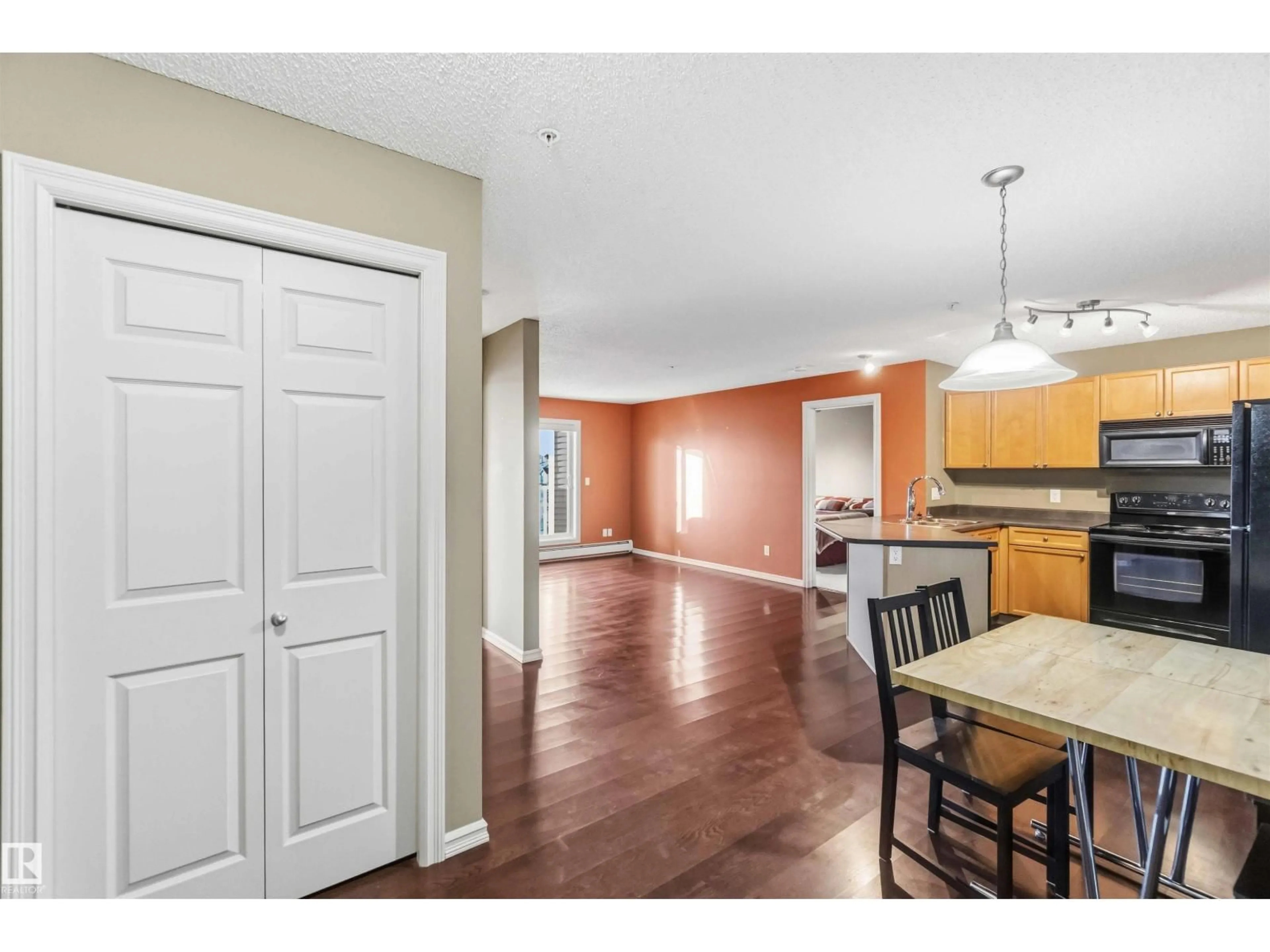 Unknown for 314 13830 150 AV NW, Edmonton Alberta T6V1X2