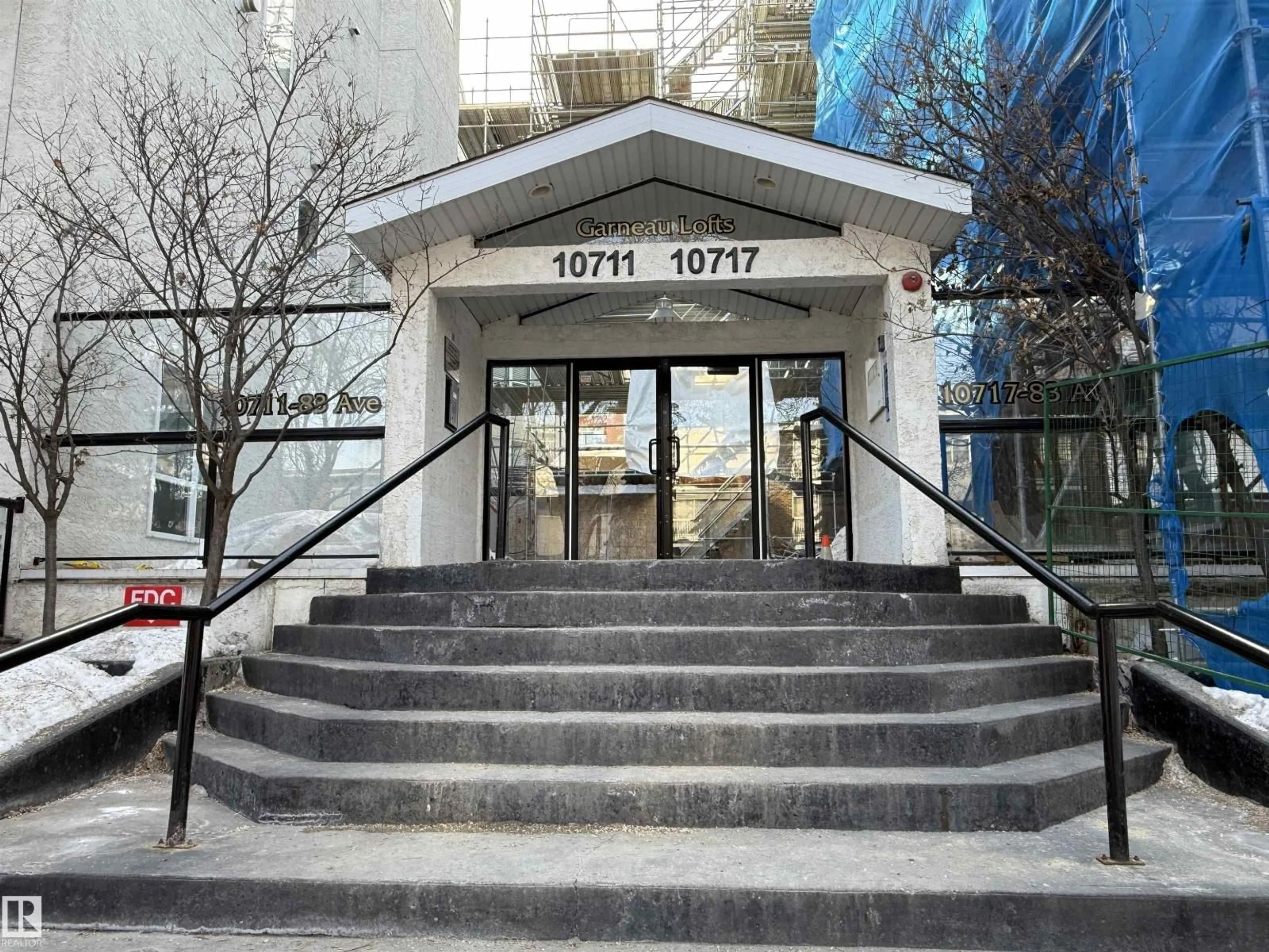 Lobby for #313 - 10717 83 AV, Edmonton Alberta T6E2E5