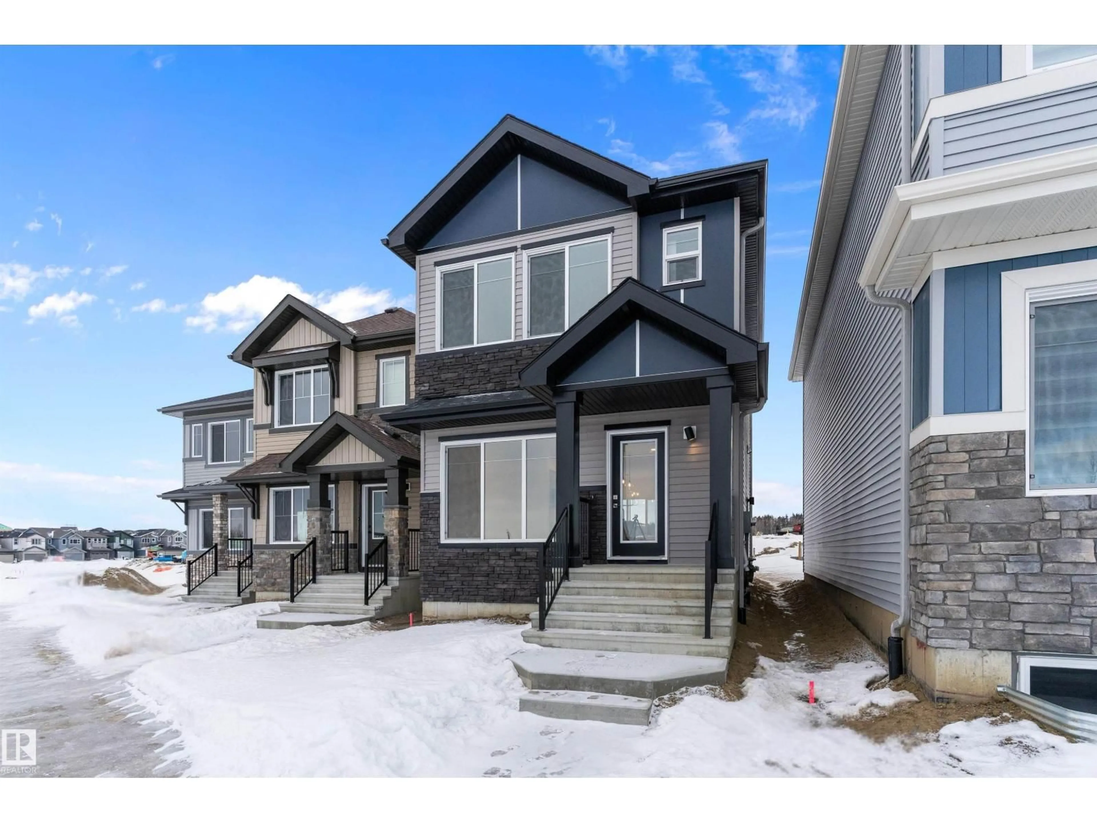 Unknown for 4574 WARBLER LO, Edmonton Alberta T5S0W9