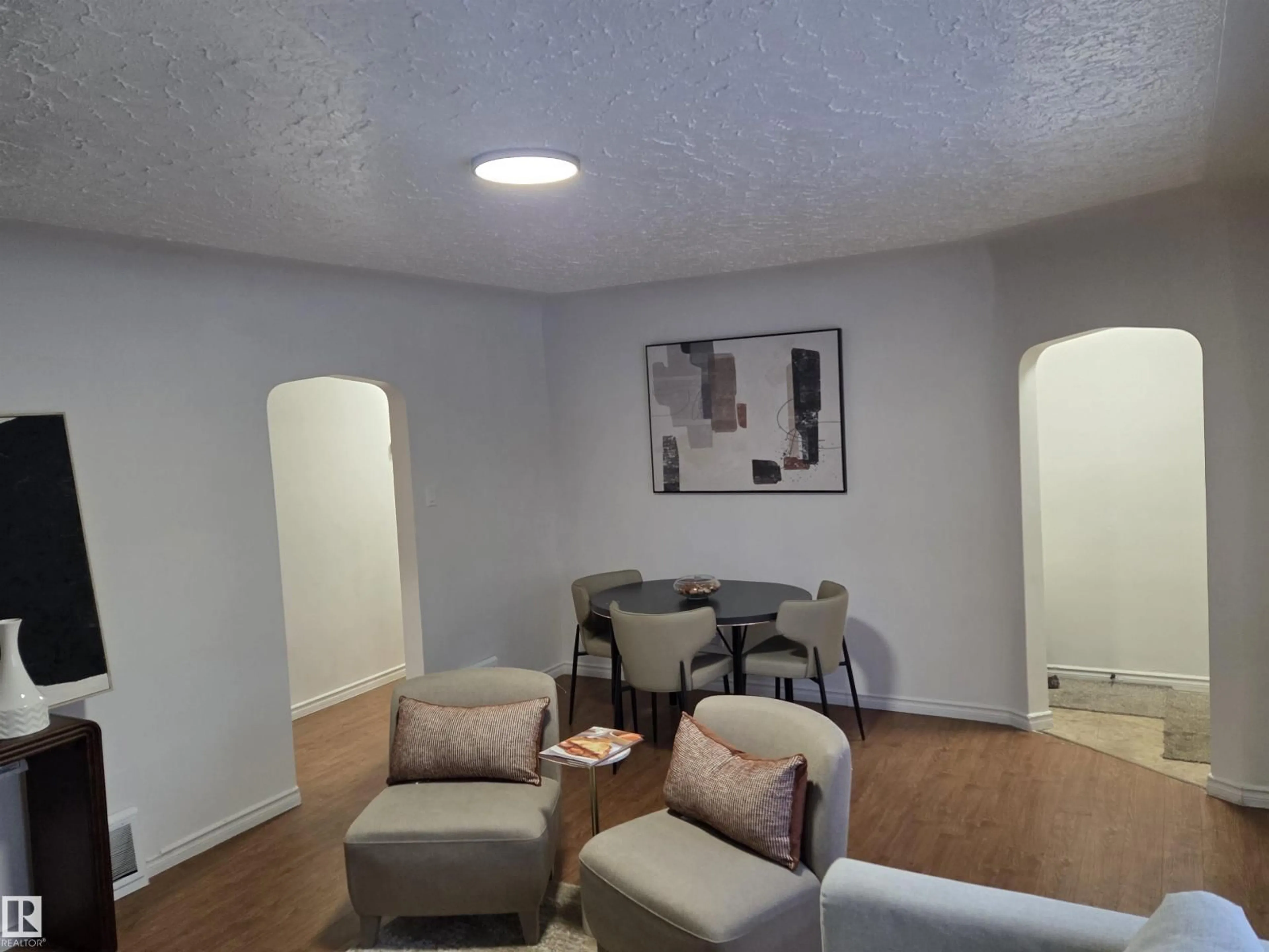 A pic of a room for 13023 SHERBROOKE AV, Edmonton Alberta T5L4E6