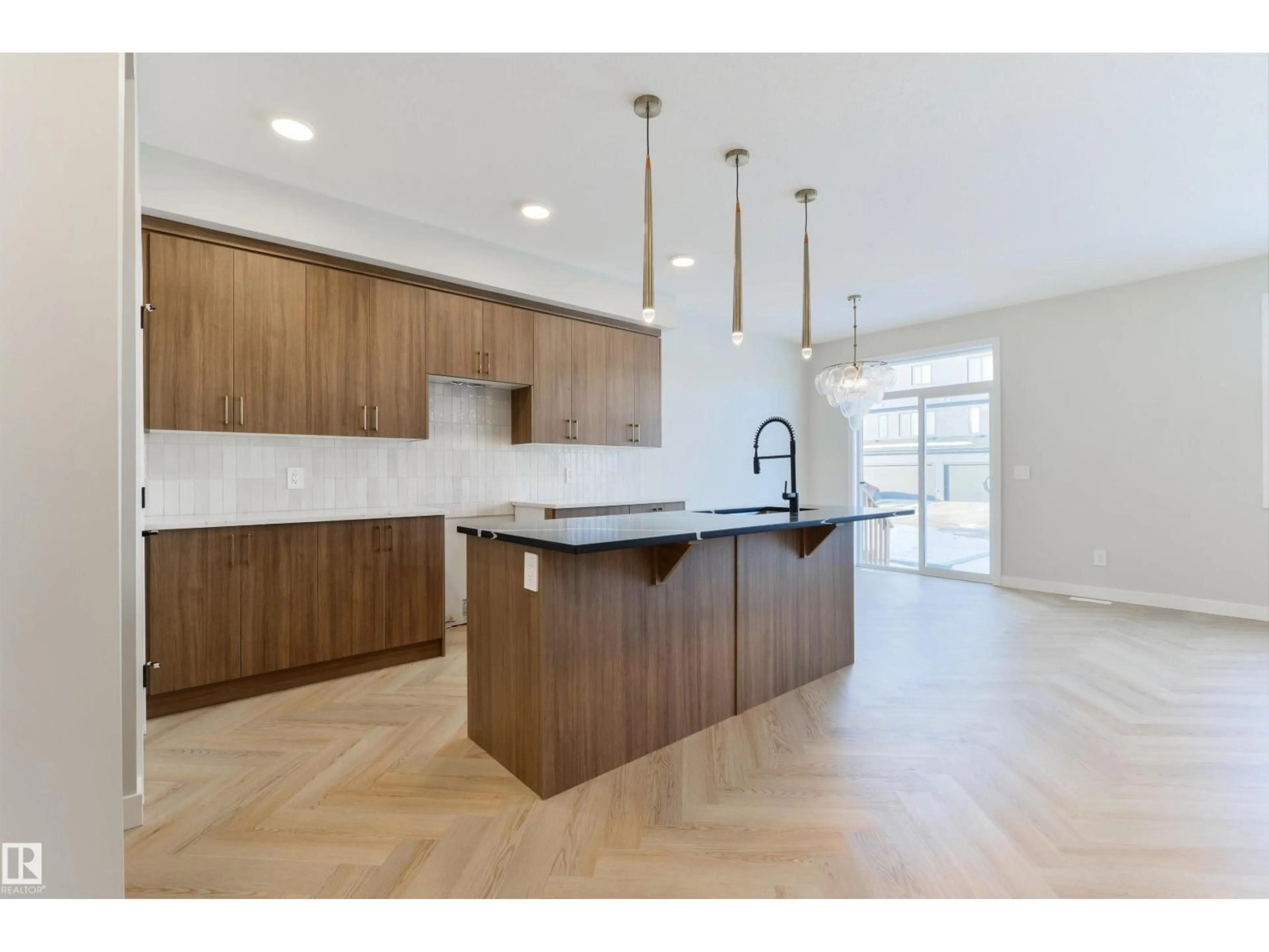 Open concept kitchen, unknown for 13 COBBLESTONE GA, Spruce Grove Alberta T7X4E4