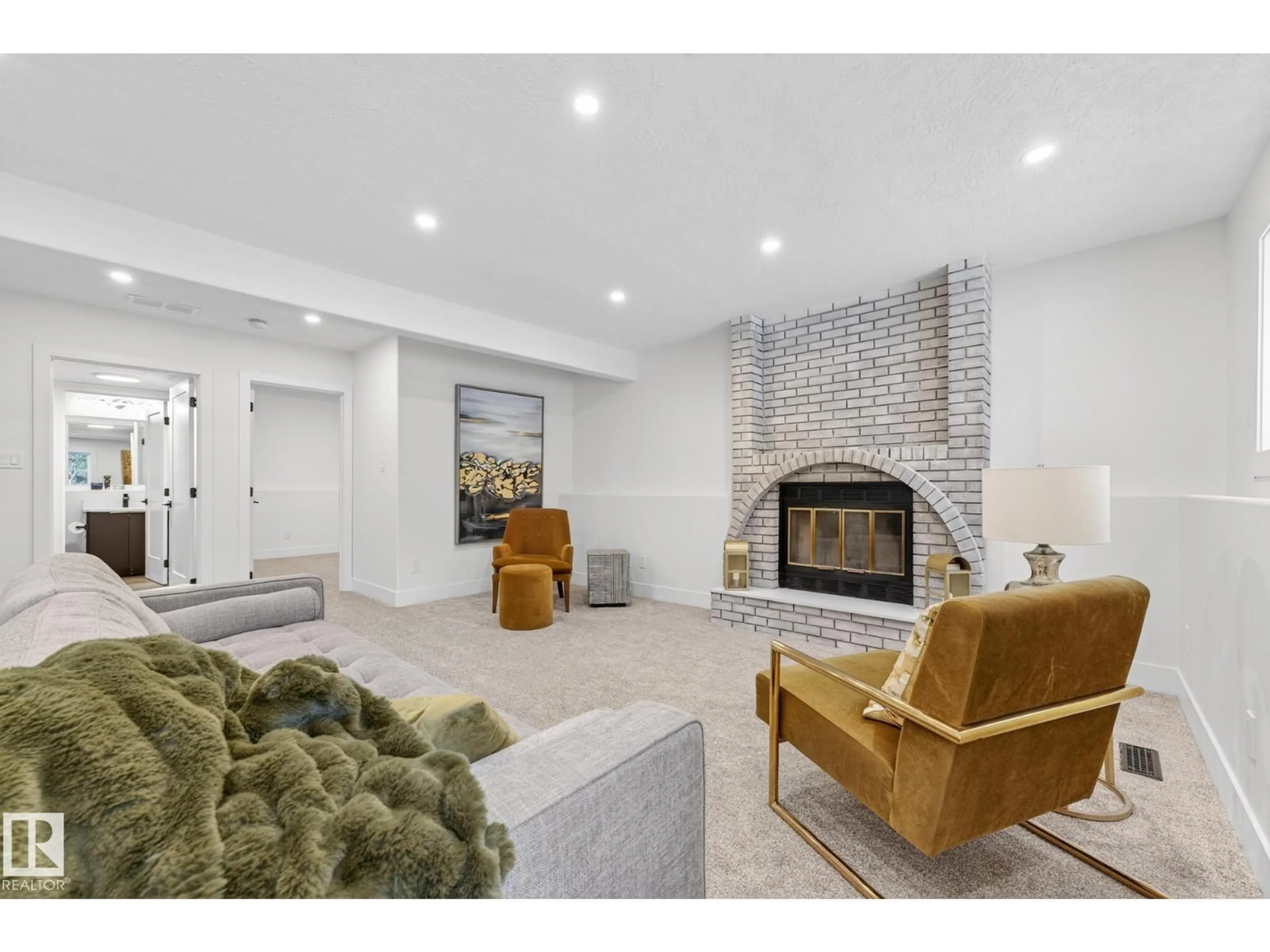 Living room with furniture, unknown for 7924 157 AV, Edmonton Alberta T5Z2T4